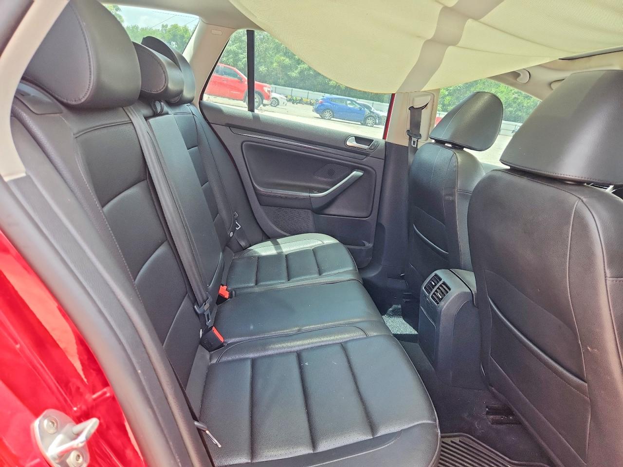 2014 Volkswagen Jetta Tdi Красный vin: 3VWPL7AJ9EM623494