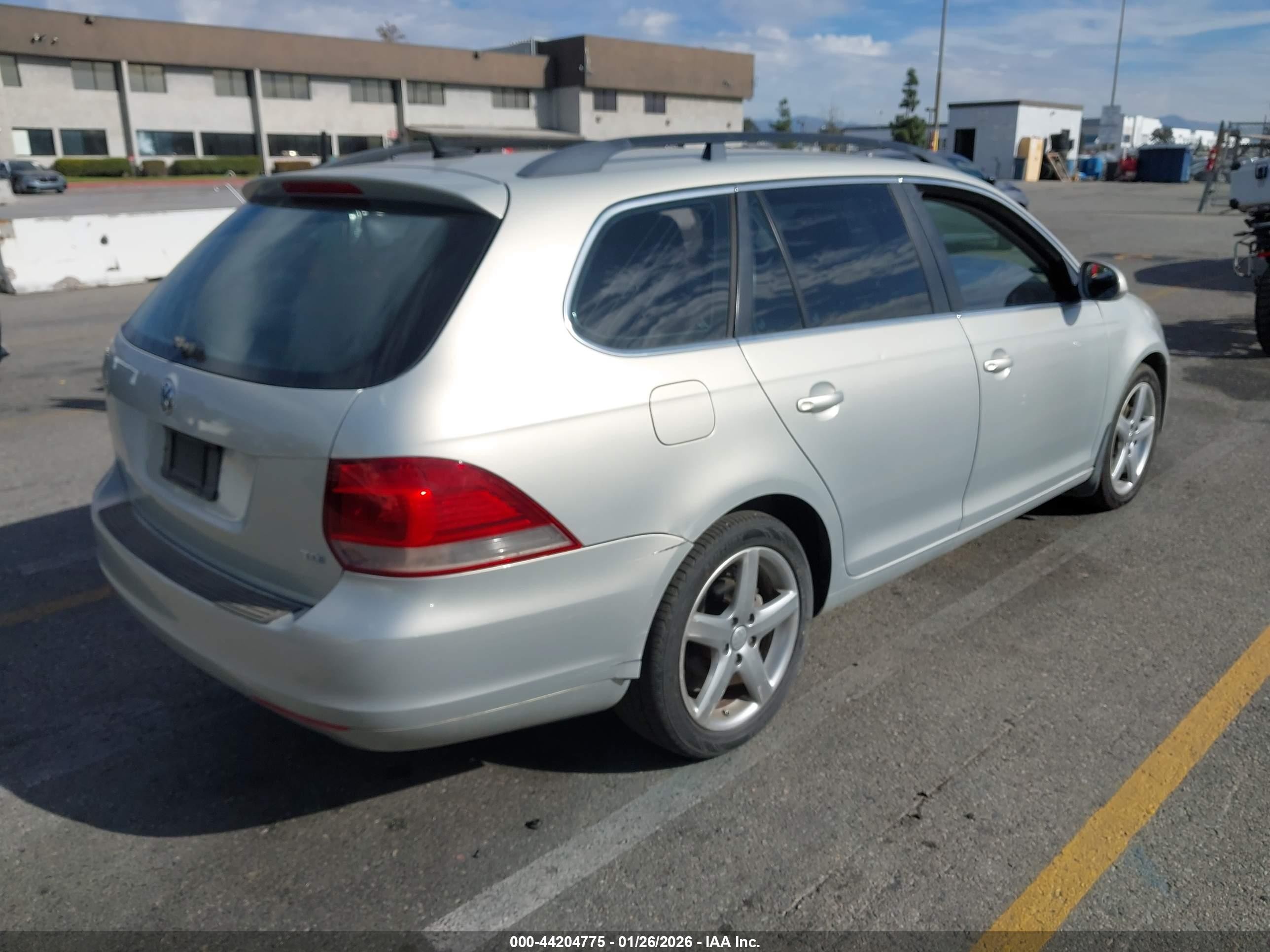 2010 Volkswagen Jetta Tdi Silver vin: 3VWPL7AJXAM629542