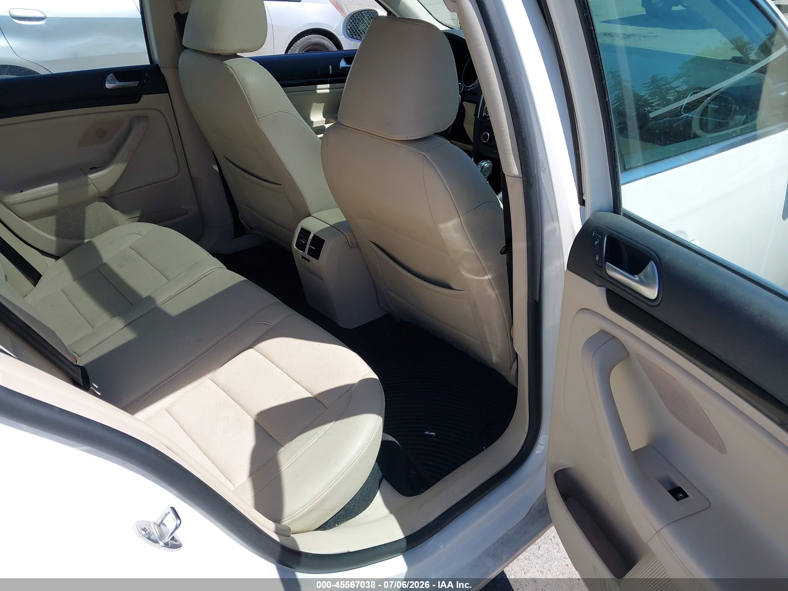 2012 Volkswagen Jetta Sportwagen 2.0l Tdi White vin: 3VWPL7AJXCM618138