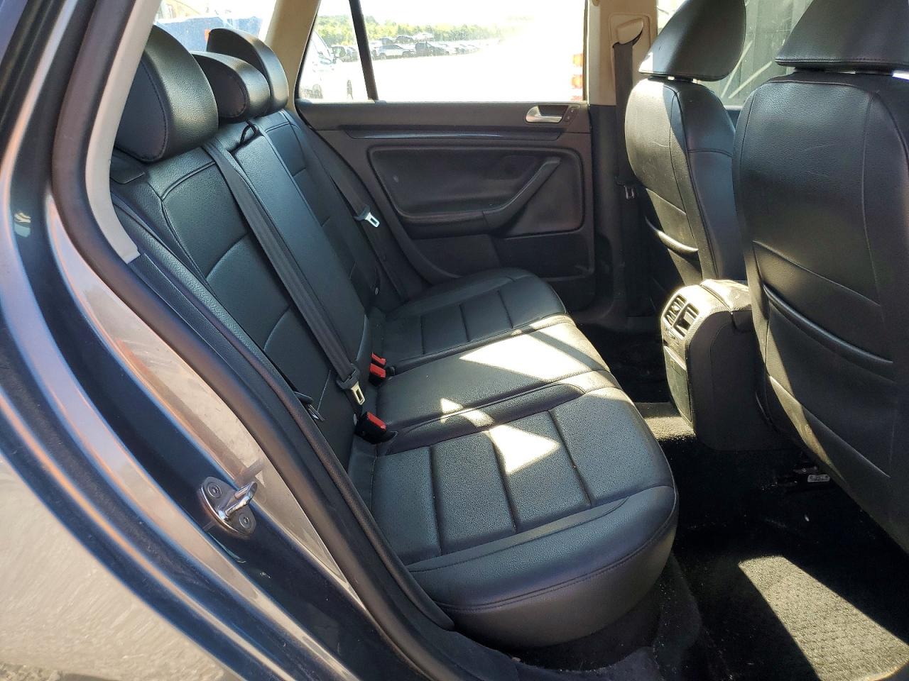 2012 Volkswagen Jetta Tdi Gray vin: 3VWPL7AJXCM664777