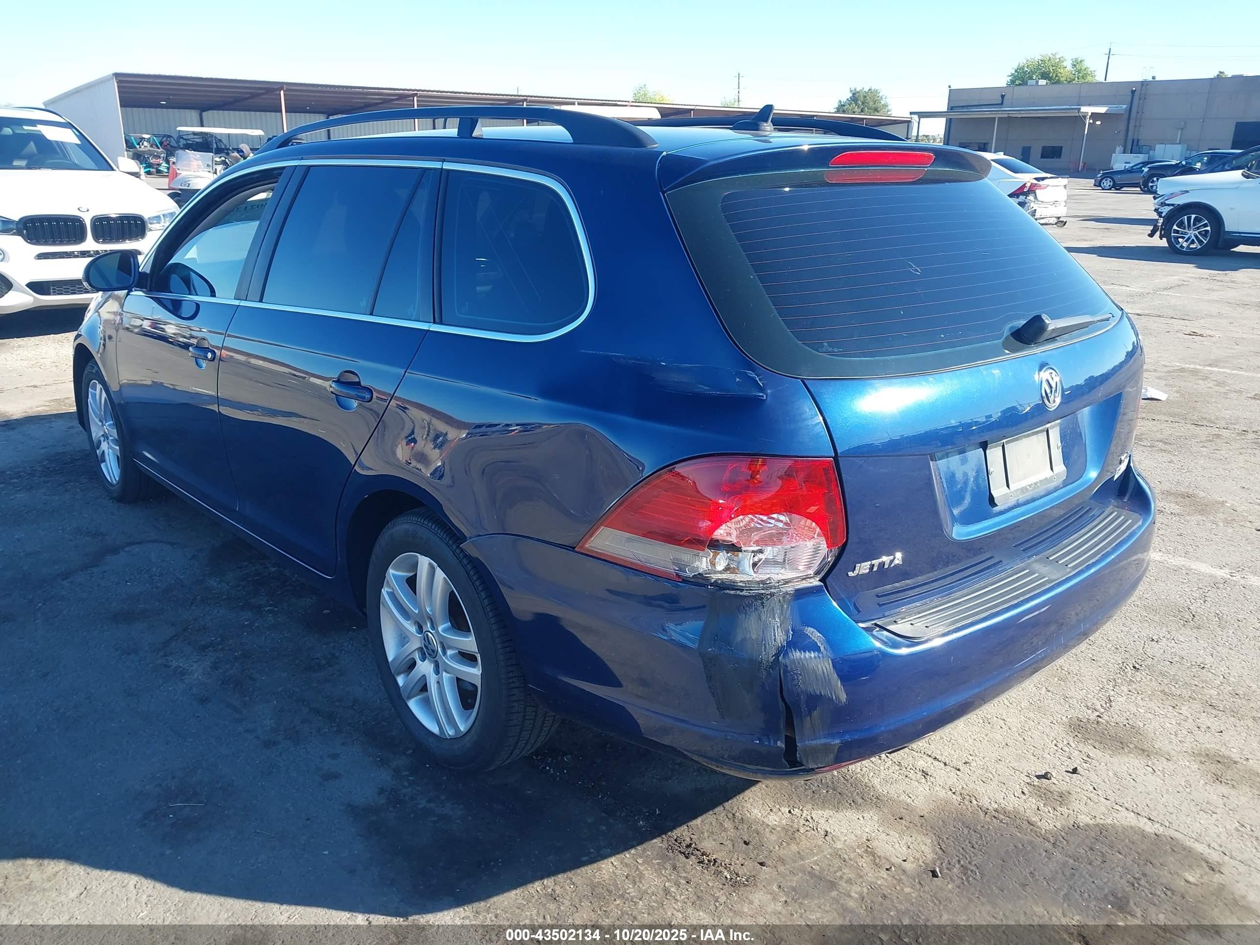2012 Volkswagen Jetta Sportwagen 2.0l Tdi Dark Blue vin: 3VWPL7AJXCM714173