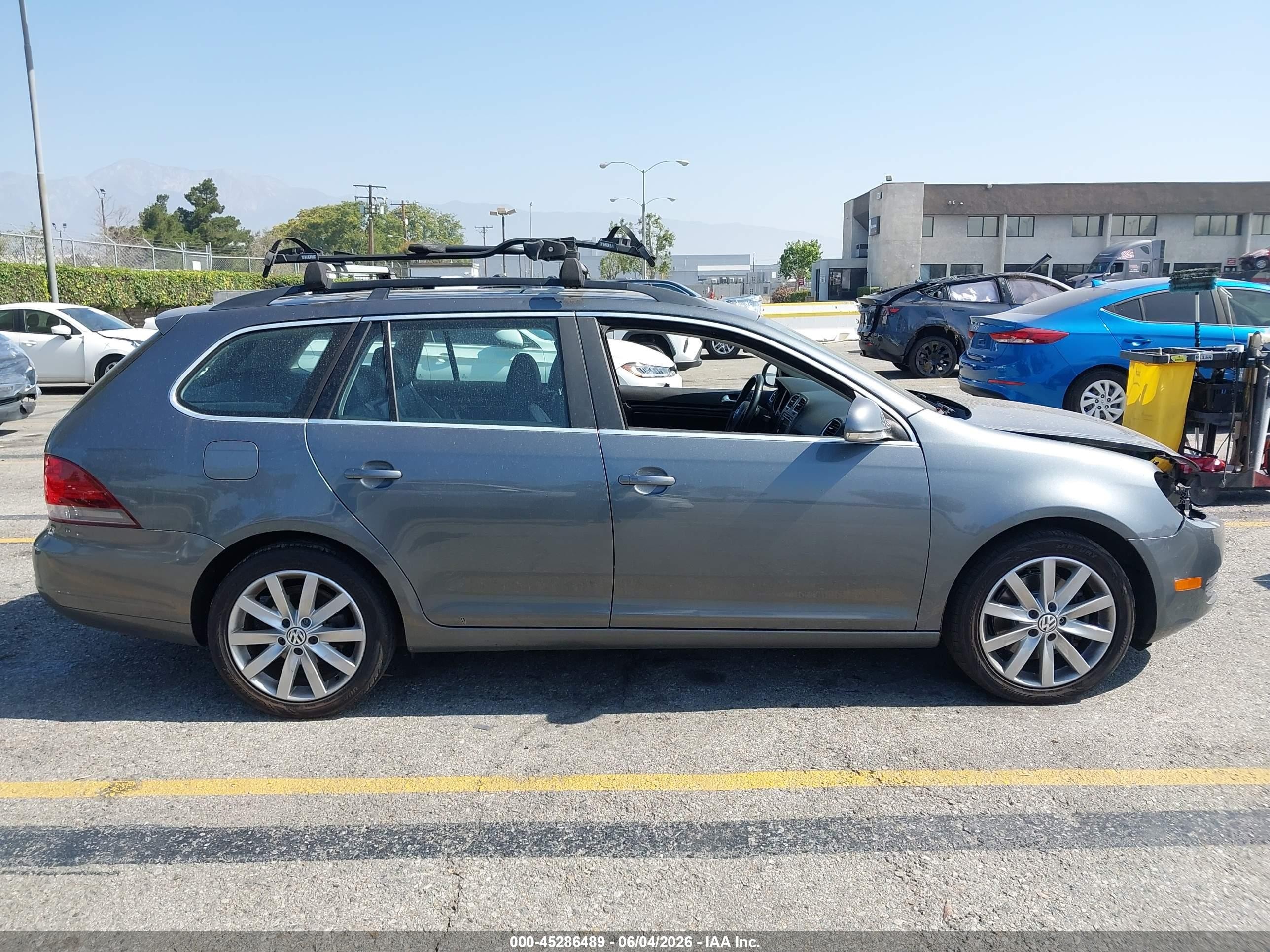 2013 Volkswagen Jetta Sportwagen 2.0l Tdi Серый vin: 3VWPL7AJXDM667549