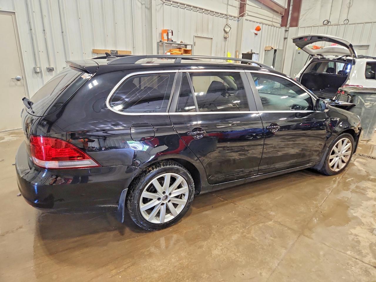 2014 Volkswagen Jetta Tdi Черный vin: 3VWPL7AJXEM604579