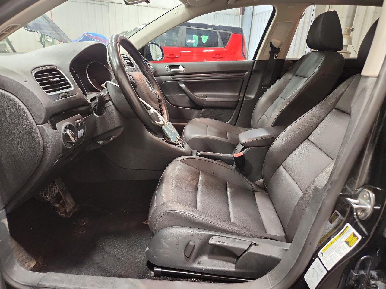 2014 Volkswagen Jetta Tdi Черный vin: 3VWPL7AJXEM604579