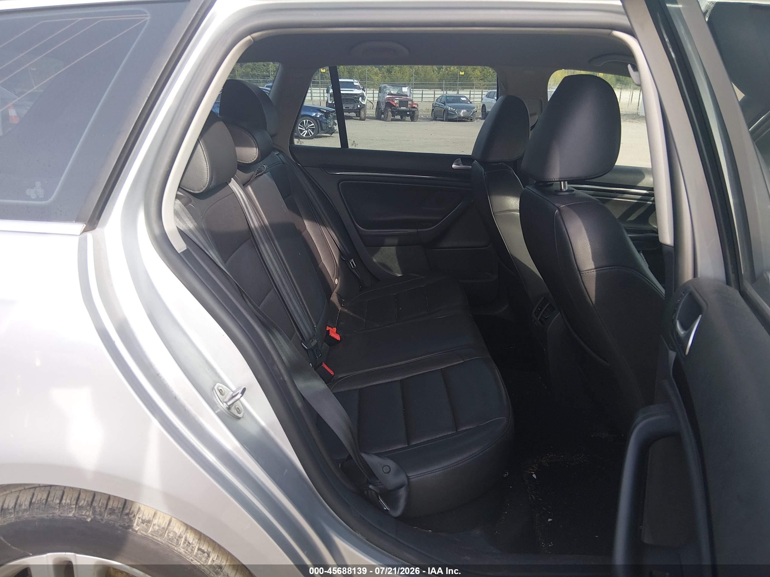 2014 Volkswagen Jetta Sportwagen 2.0l Tdi Silver vin: 3VWPL7AJXEM618398