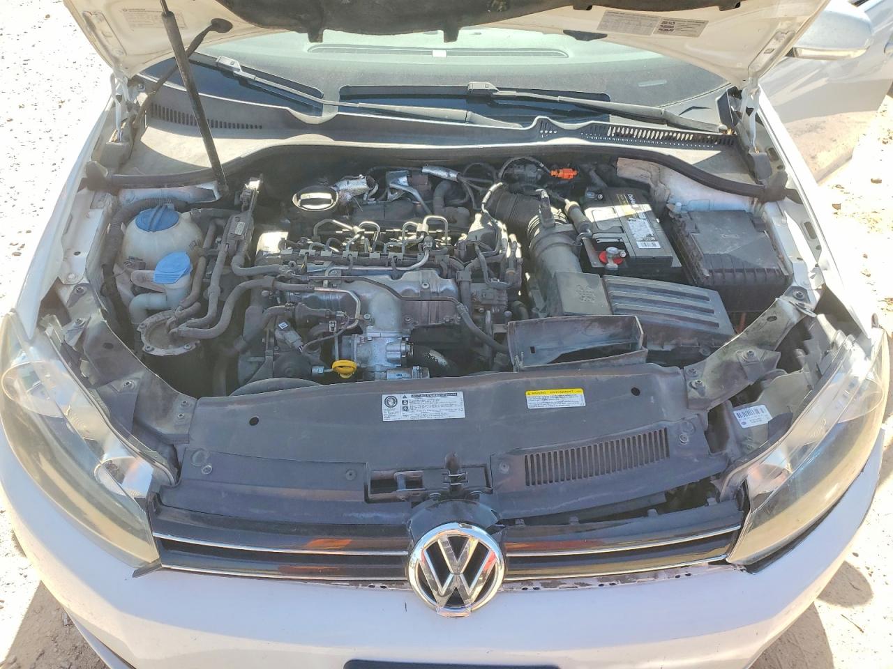 2014 Volkswagen Jetta Tdi White vin: 3VWPL7AJXEM619602