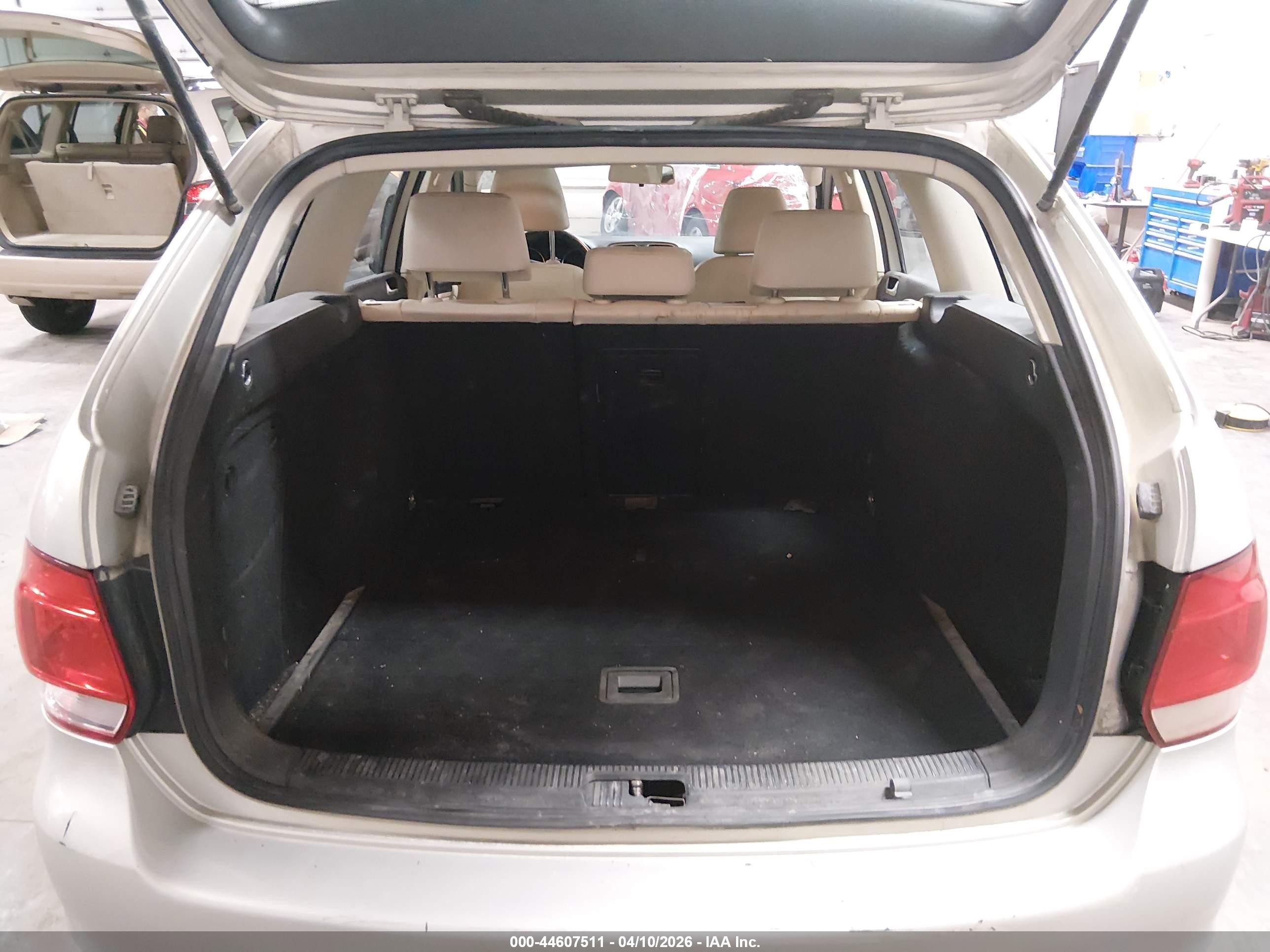 2011 Volkswagen Jetta Sportwagen 2.0l Tdi Gray vin: 3VWPL8AJ5BM624630