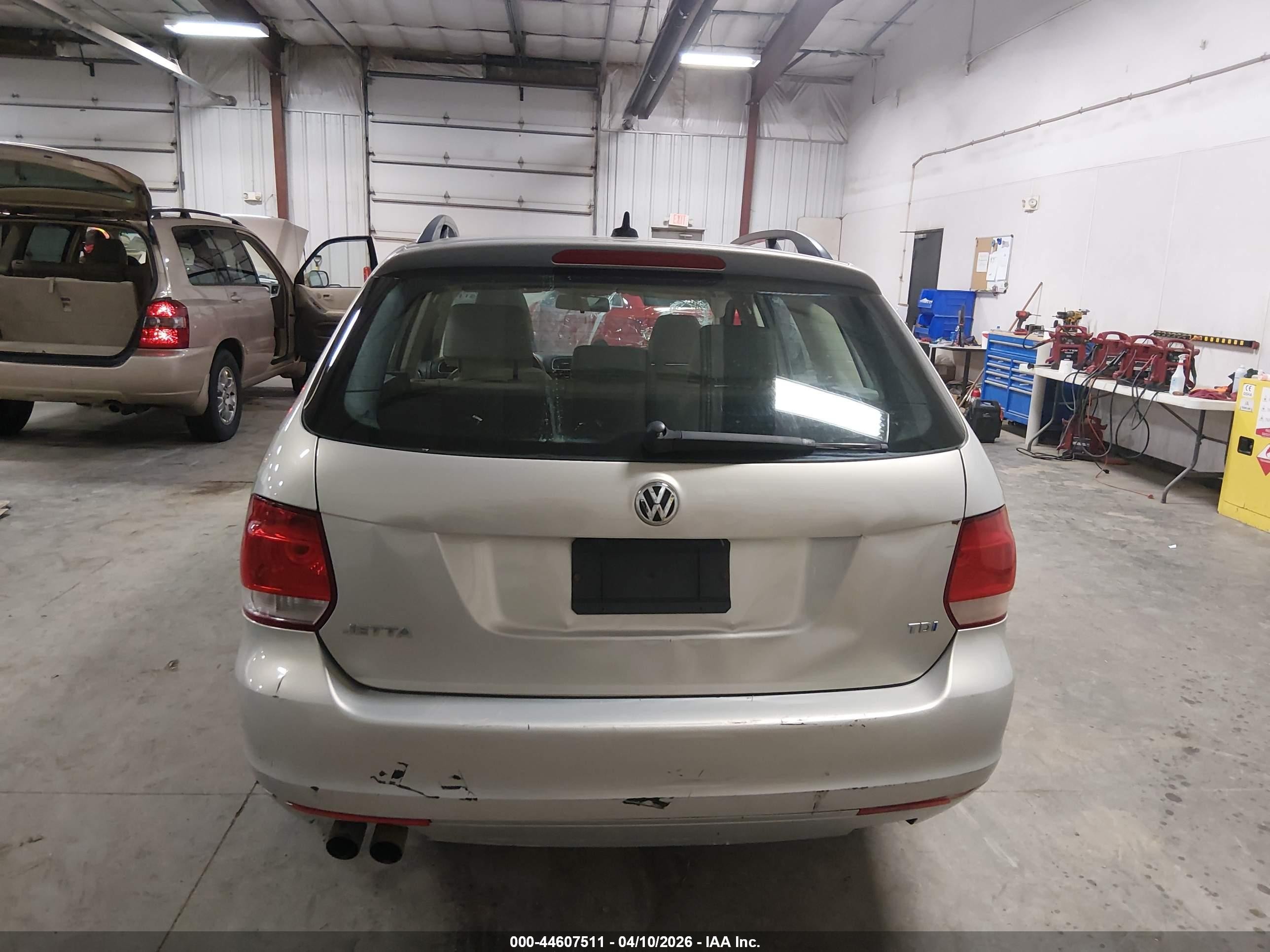 2011 Volkswagen Jetta Sportwagen 2.0l Tdi Gray vin: 3VWPL8AJ5BM624630