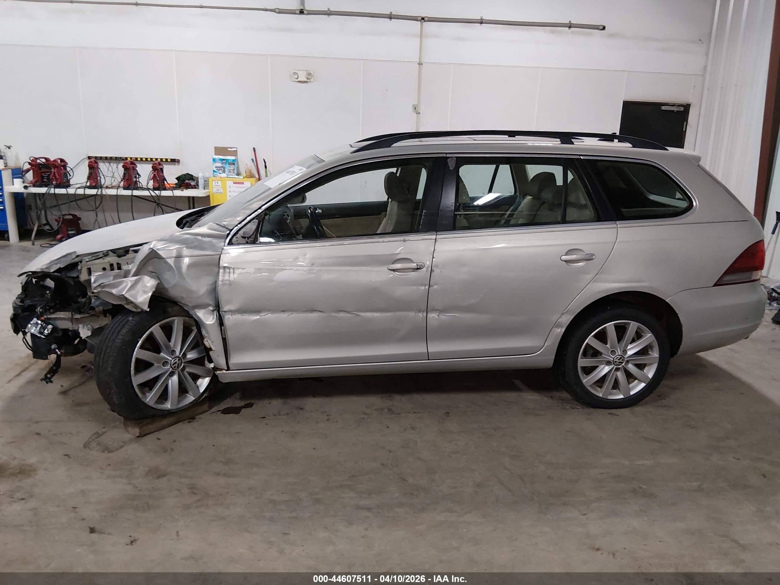 2011 Volkswagen Jetta Sportwagen 2.0l Tdi Gray vin: 3VWPL8AJ5BM624630