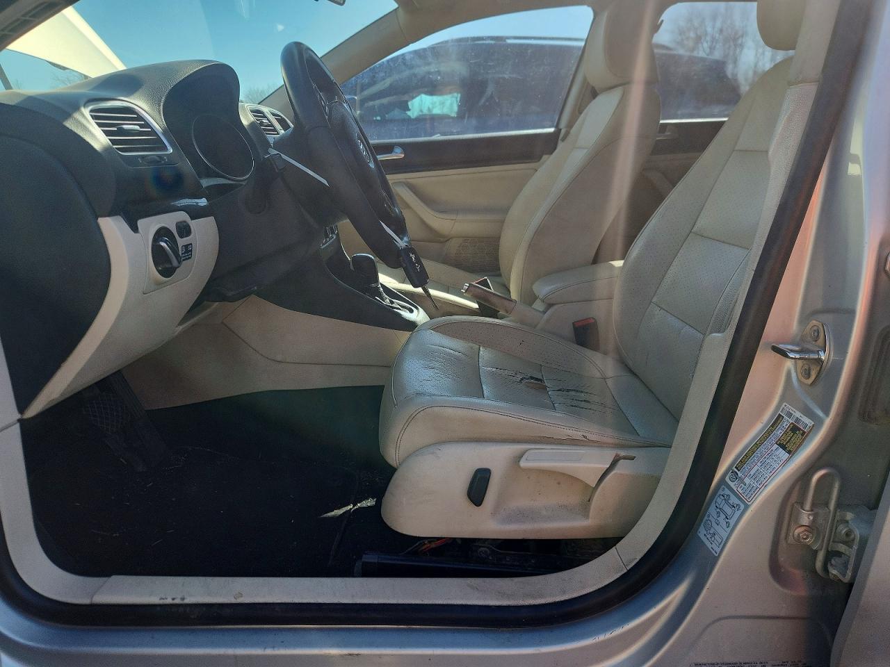 2011 Volkswagen Jetta Tdi Silver vin: 3VWPL8AJ7BM656592