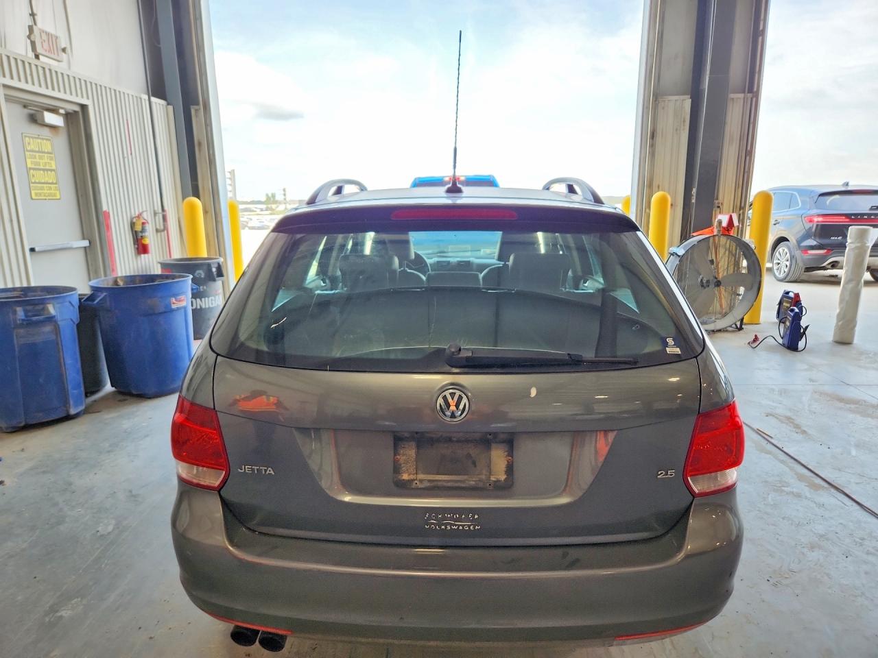 2009 Volkswagen Jetta Se Gray vin: 3VWPM71K59M282753