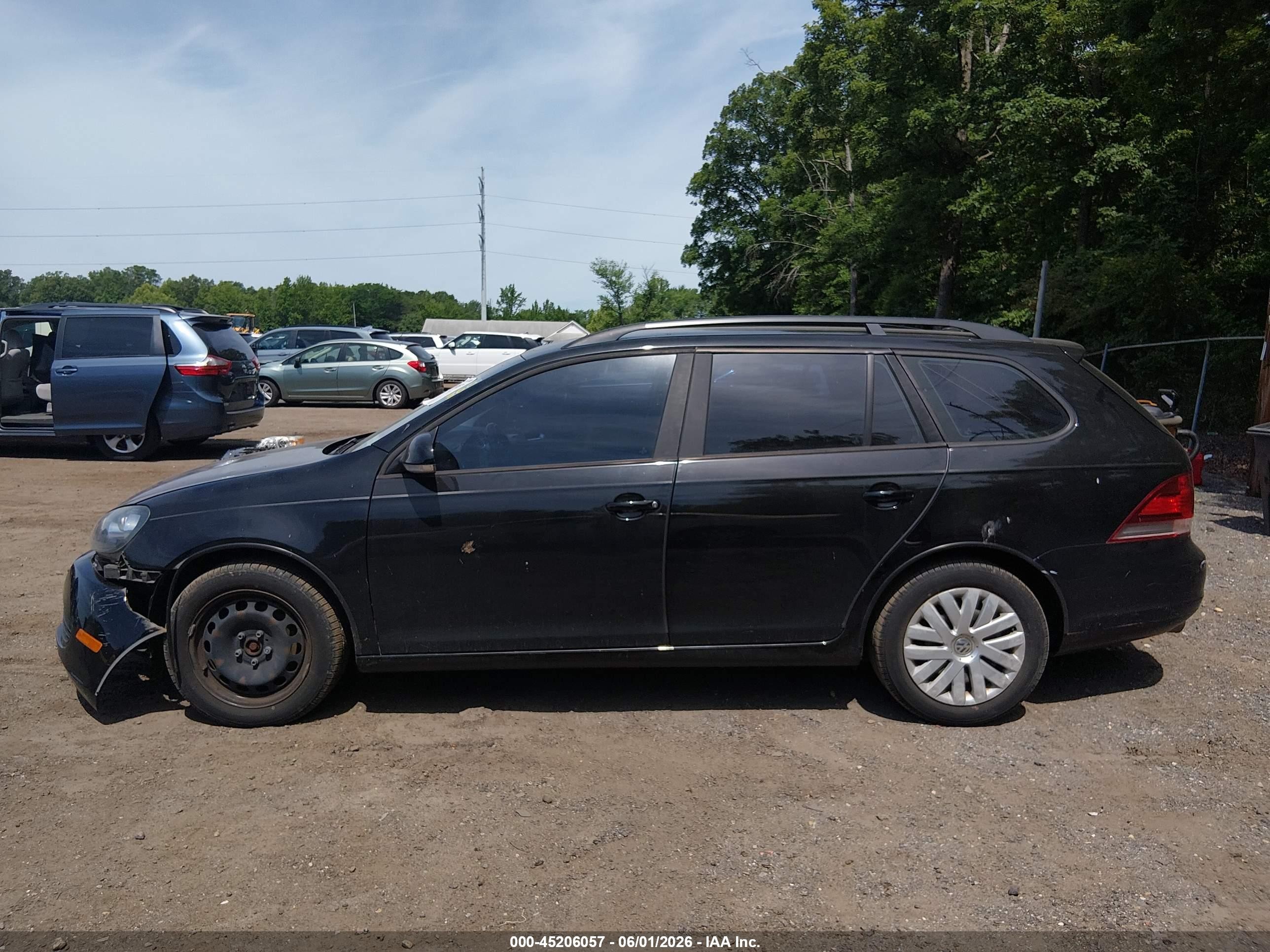 2014 Volkswagen Jetta Sportwagen 2.5l S Черный vin: 3VWPP7AJ0EM602845