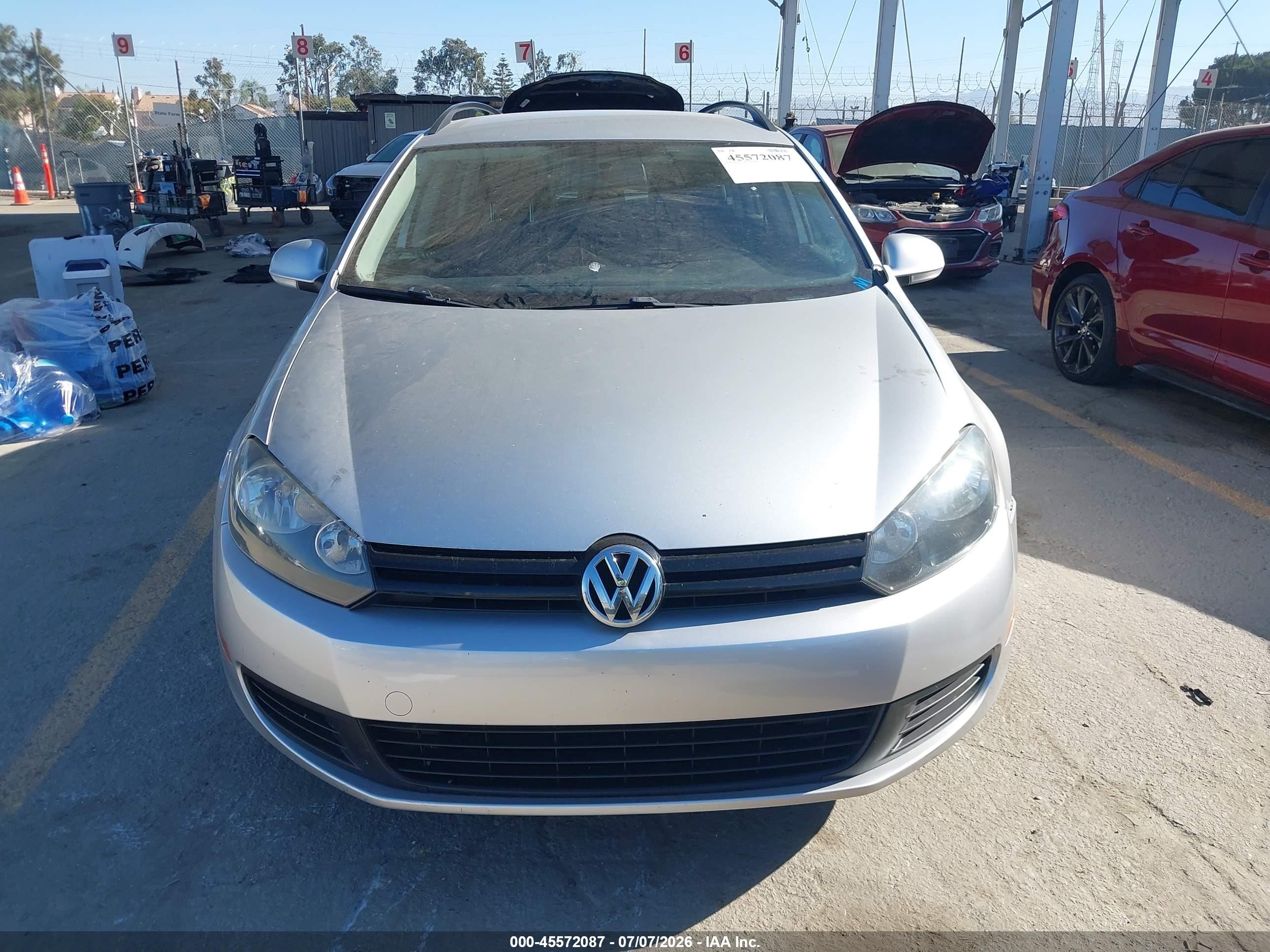 2014 Volkswagen Jetta Sportwagen 2.5l S Silver vin: 3VWPP7AJ1EM613515