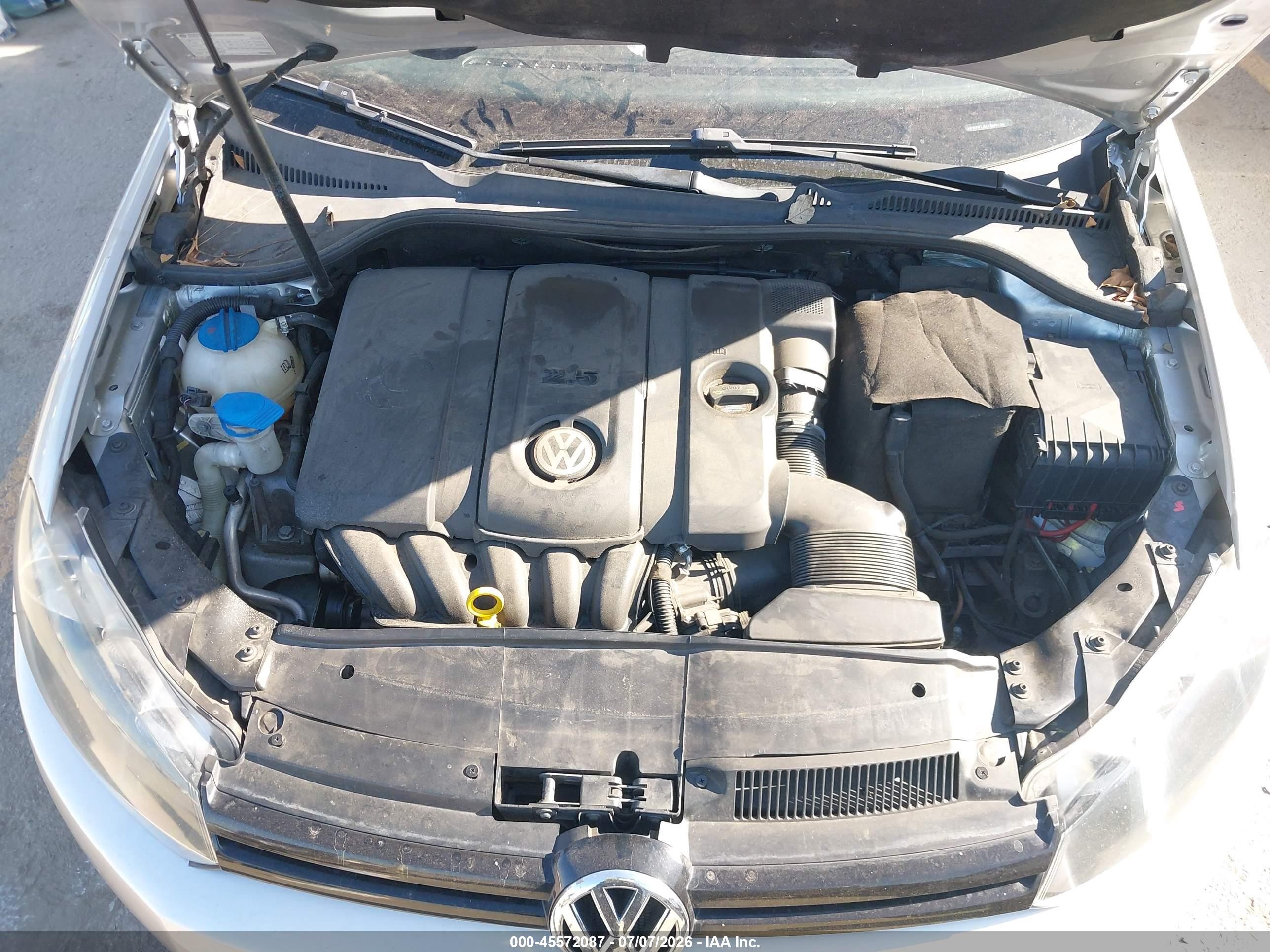 2014 Volkswagen Jetta Sportwagen 2.5l S Silver vin: 3VWPP7AJ1EM613515