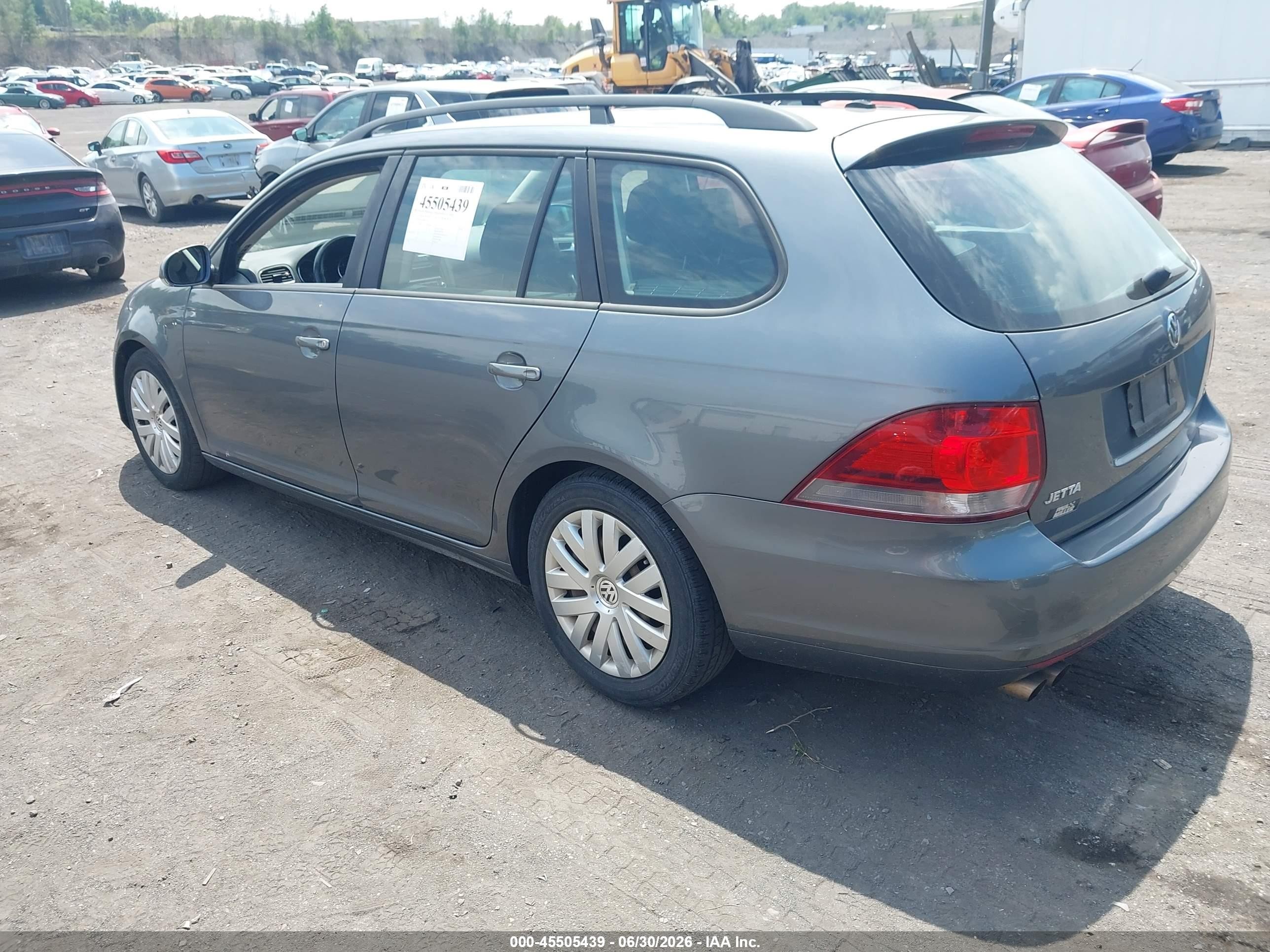 2013 Volkswagen Jetta Sportwagen 2.5l S Gray vin: 3VWPP7AJ2DM652614