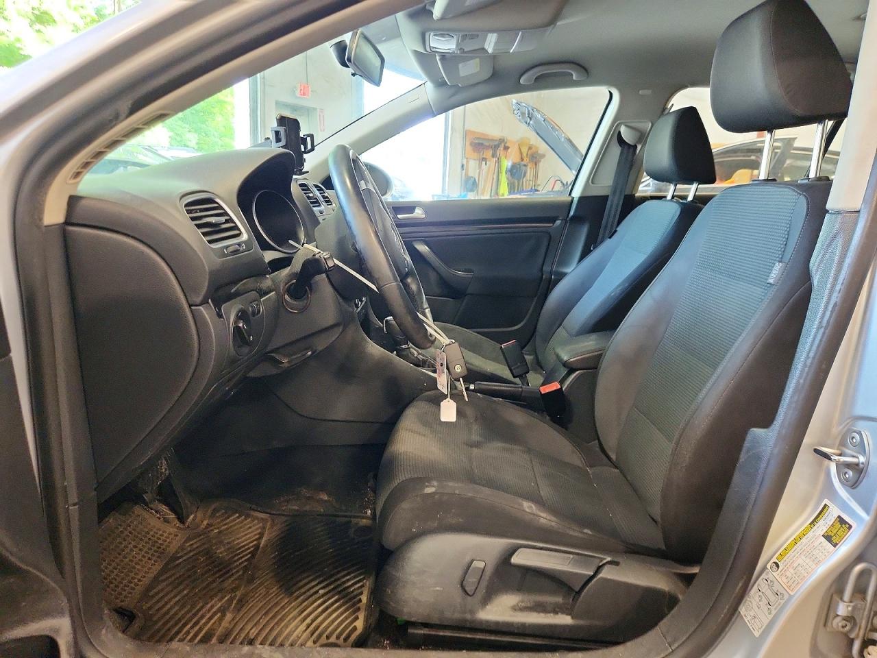 2013 Volkswagen Jetta S Silver vin: 3VWPP7AJ3DM666537