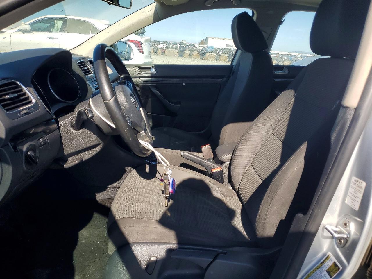 2013 Volkswagen Jetta S Серебряный vin: 3VWPP7AJ6DM629451