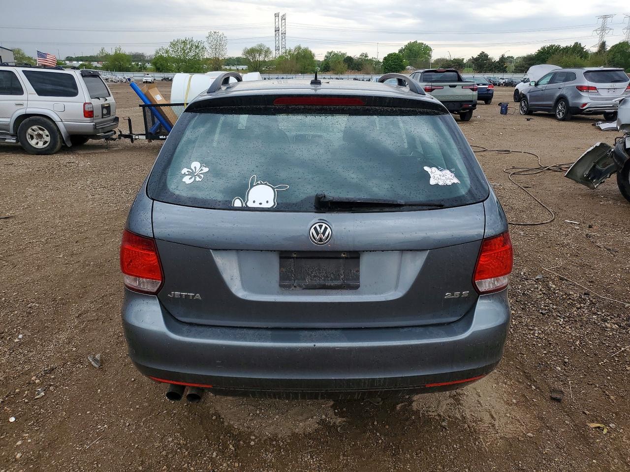 2013 Volkswagen Jetta S Gray vin: 3VWPP7AJ6DM632303