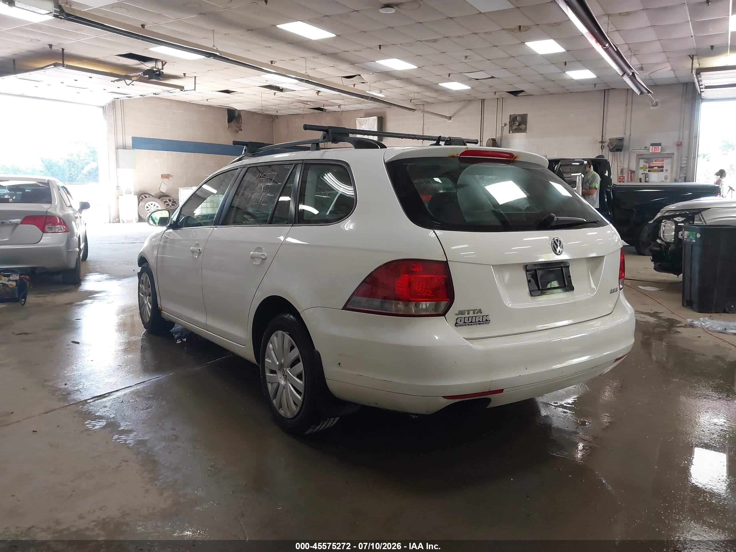 2012 Volkswagen Jetta Sportwagen 2.5l S White vin: 3VWPP7AJ7CM604802