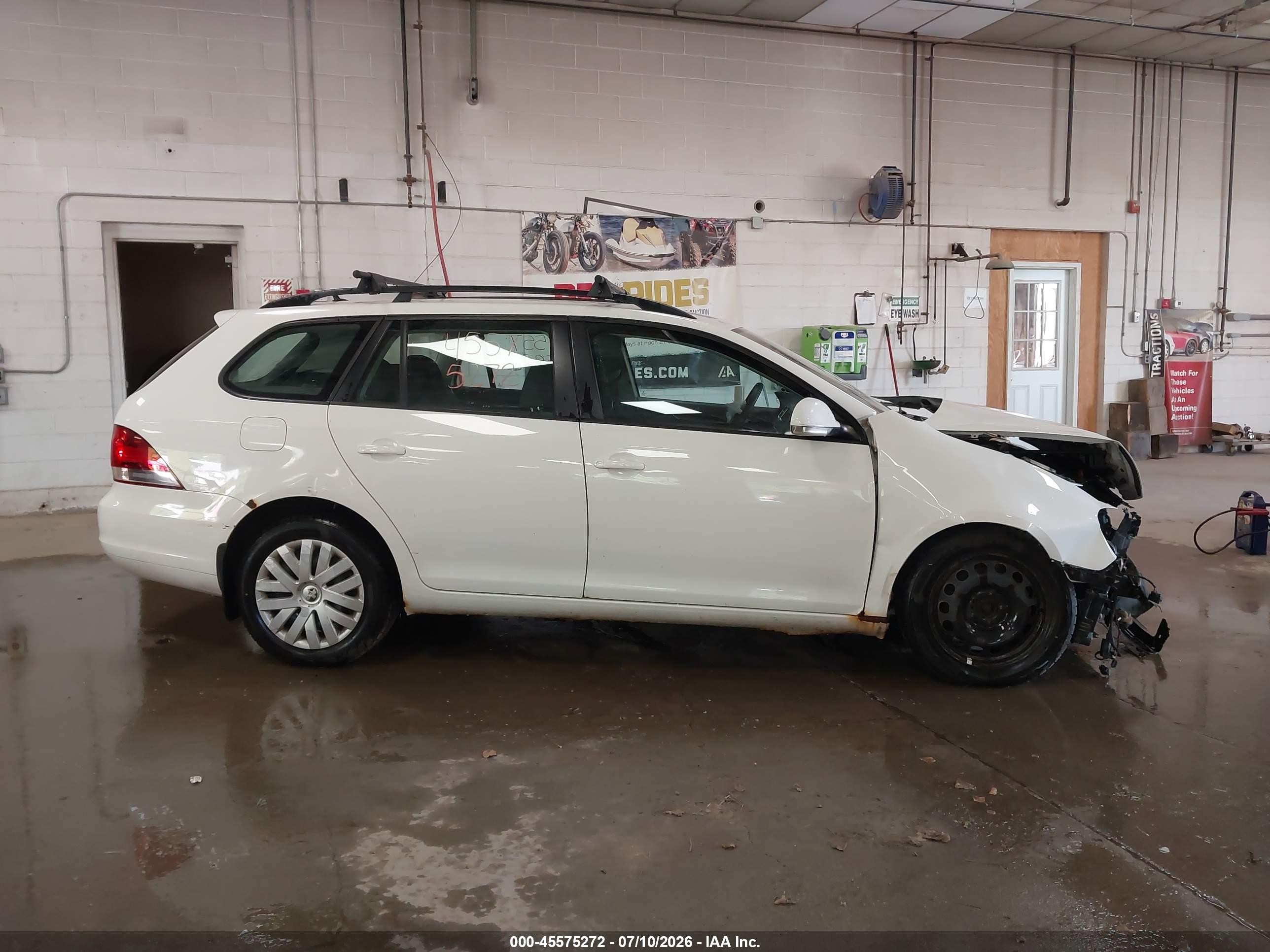 2012 Volkswagen Jetta Sportwagen 2.5l S White vin: 3VWPP7AJ7CM604802