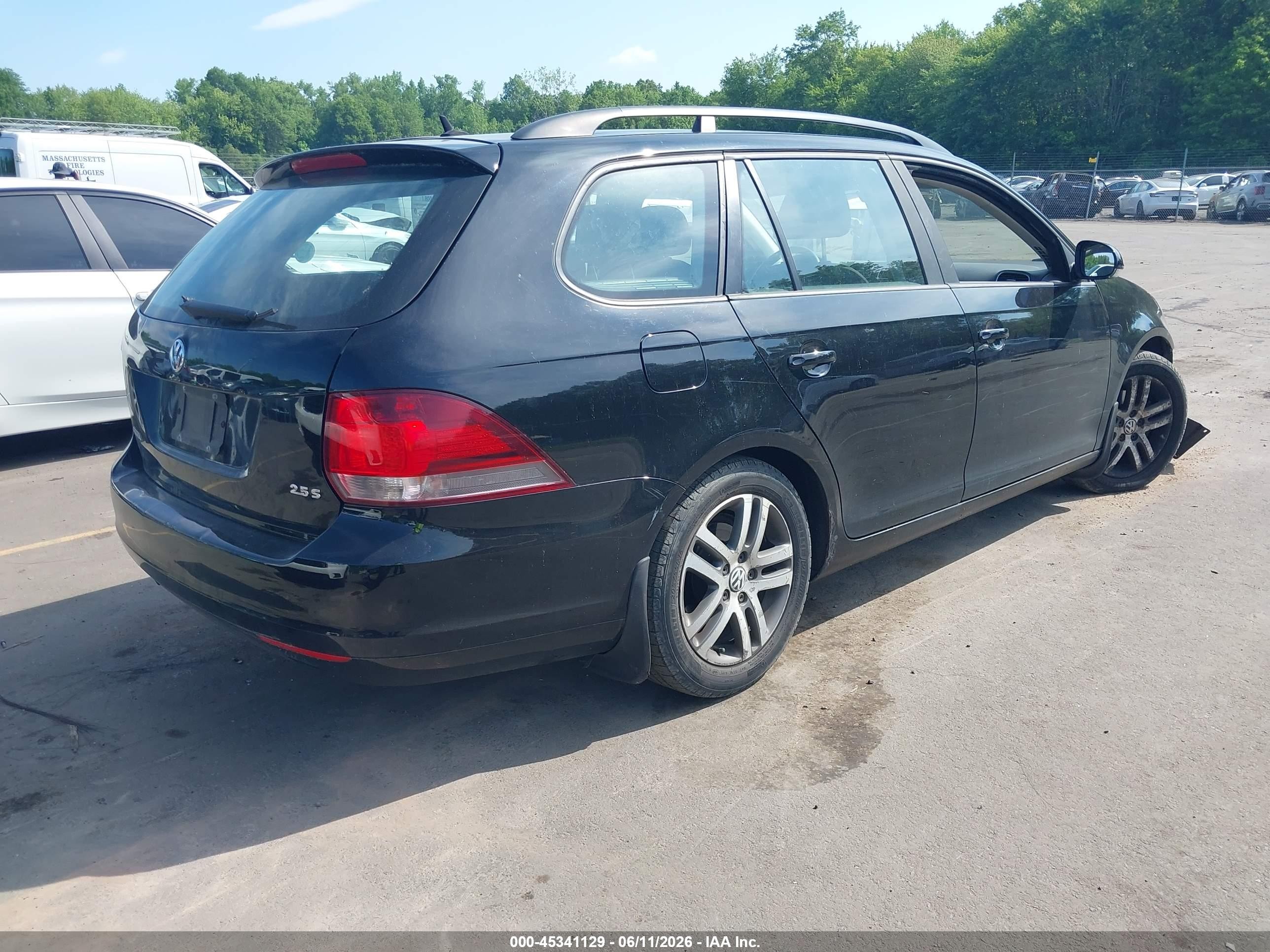 2013 Volkswagen Jetta Sportwagen 2.5l S Black vin: 3VWPP7AJ8DM695094