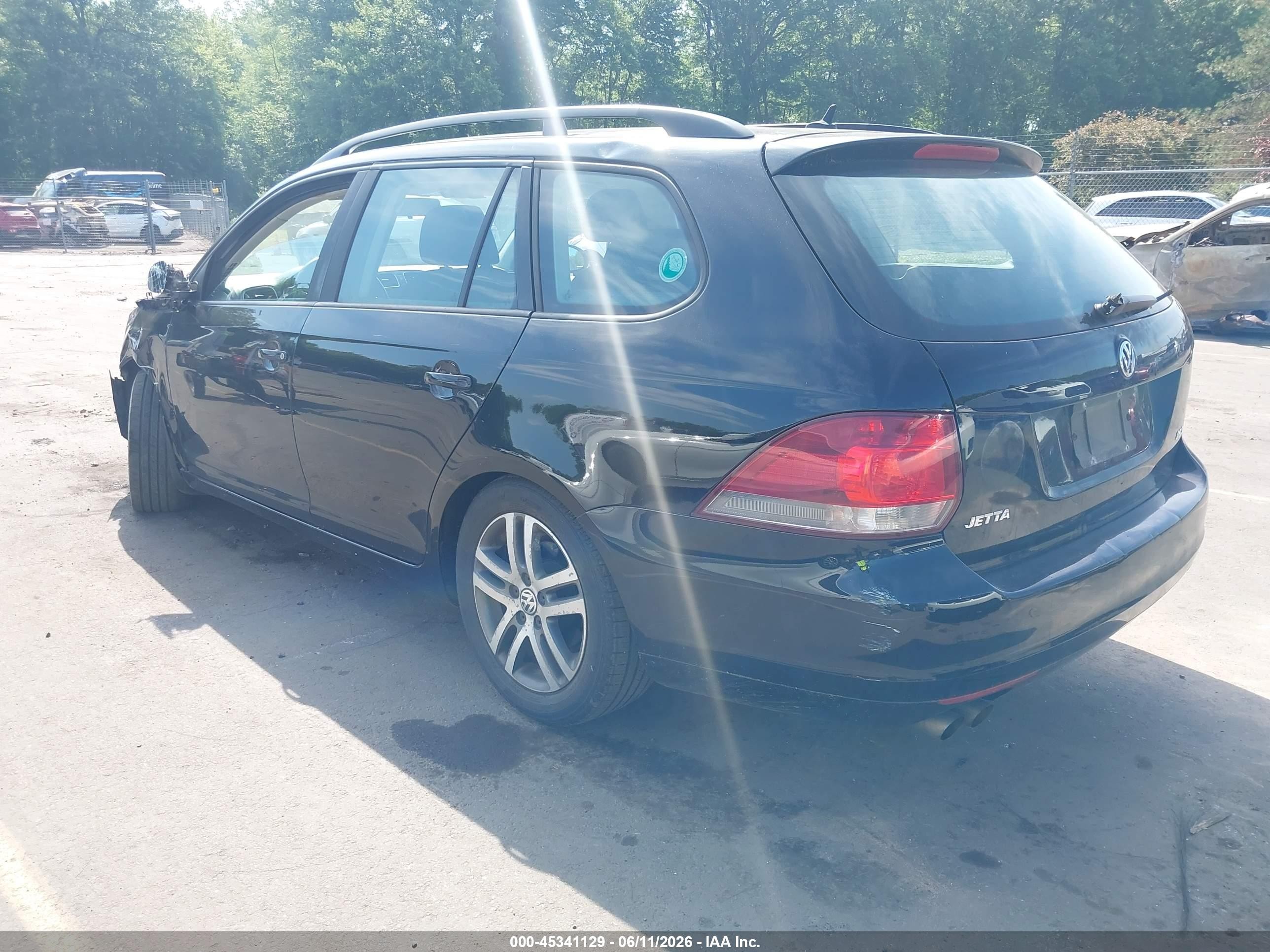 2013 Volkswagen Jetta Sportwagen 2.5l S Black vin: 3VWPP7AJ8DM695094