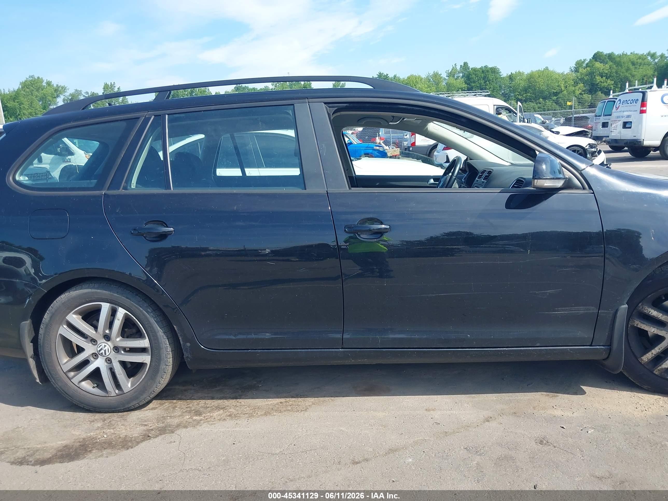 2013 Volkswagen Jetta Sportwagen 2.5l S Black vin: 3VWPP7AJ8DM695094