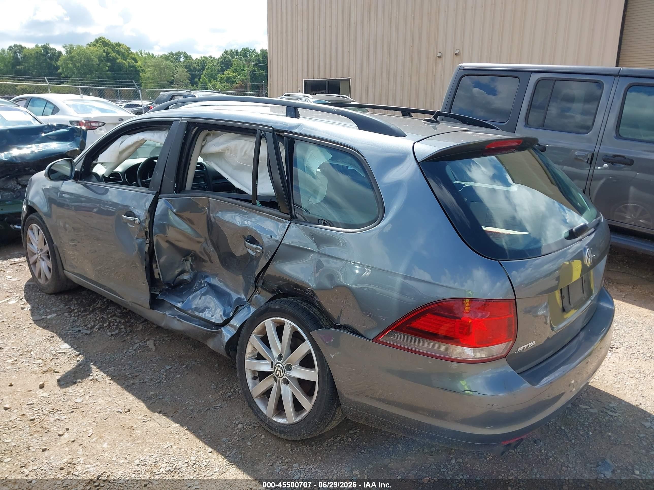 2013 Volkswagen Jetta Sportwagen 2.5l S Gray vin: 3VWPP7AJXDM610434