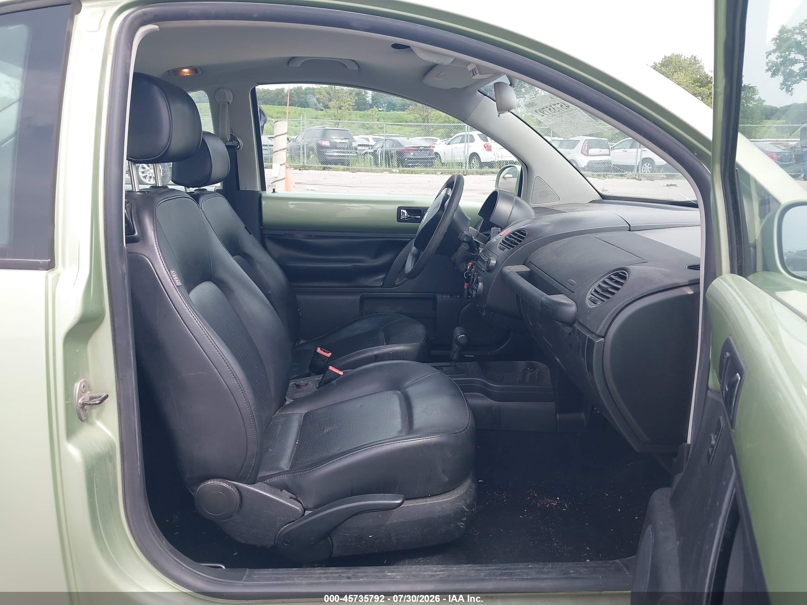 2008 Volkswagen New Beetle S Green vin: 3VWPW31C08M514055
