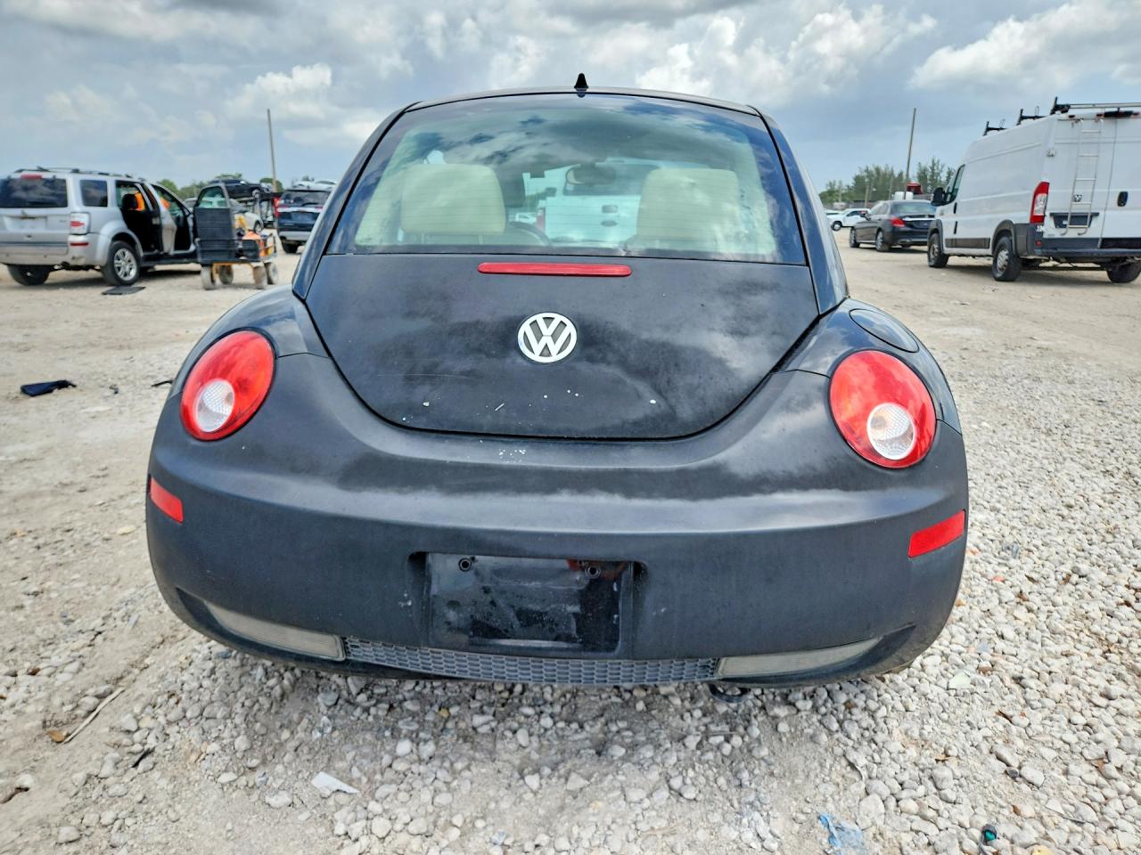 2008 Volkswagen New Beetle S Черный vin: 3VWPW31C18M518891
