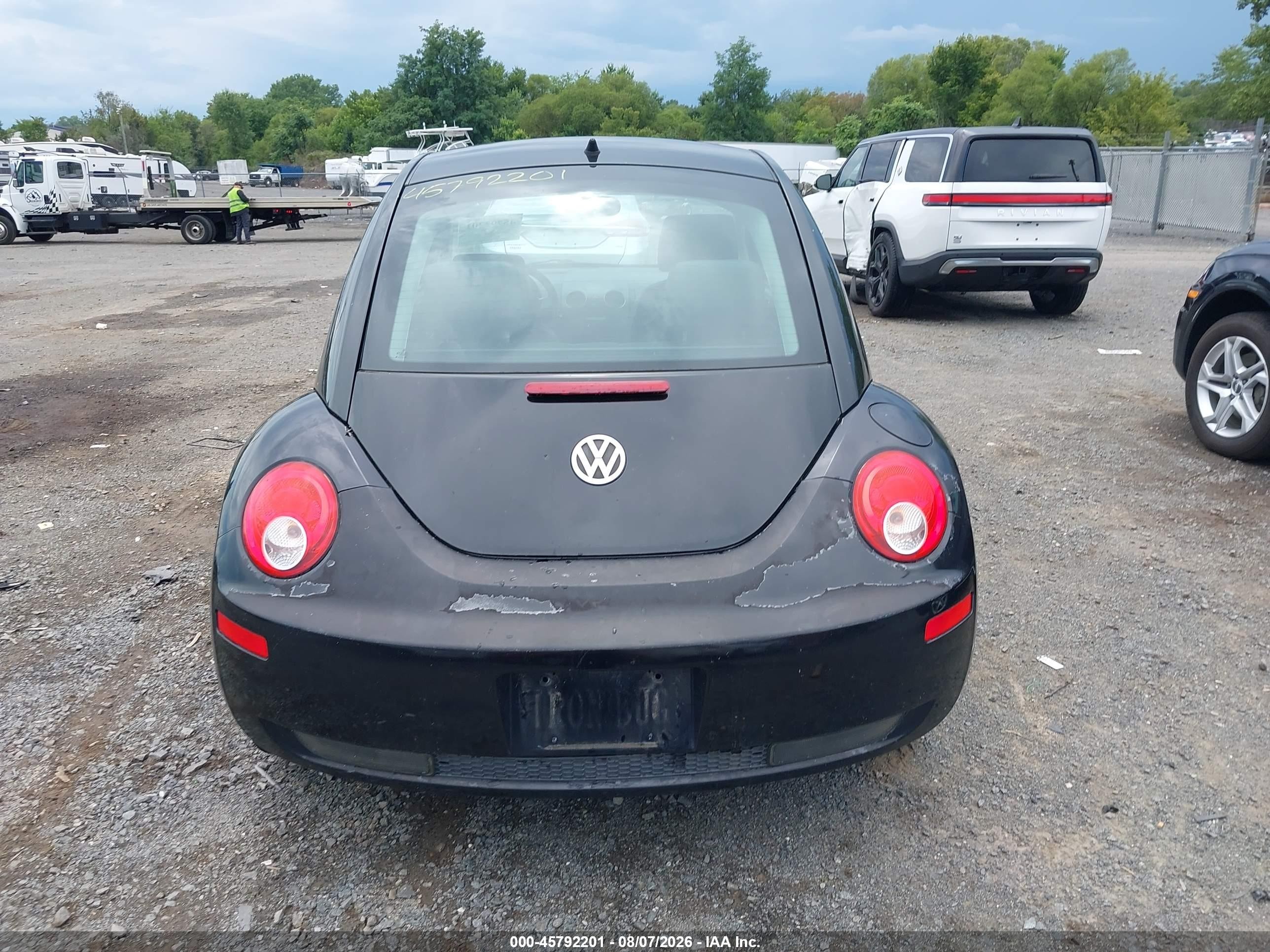 2008 Volkswagen New Beetle S Black vin: 3VWPW31C28M518852
