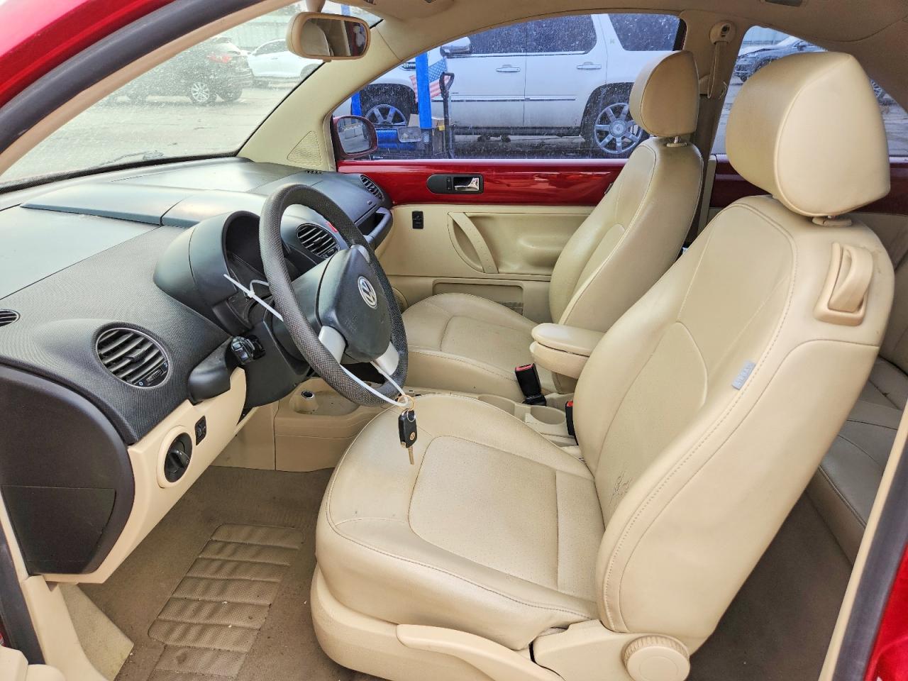 2008 Volkswagen New Beetle S Красный vin: 3VWPW31C38M504605