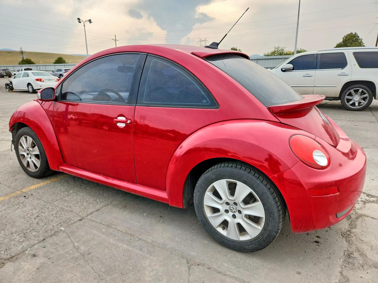 2008 Volkswagen New Beetle S Красный vin: 3VWPW31C38M504605