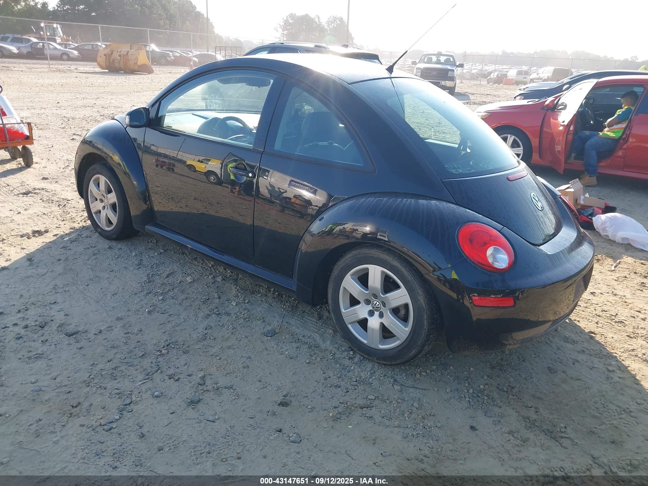 2007 Volkswagen New Beetle 2.5 Black vin: 3VWPW31C47M512937