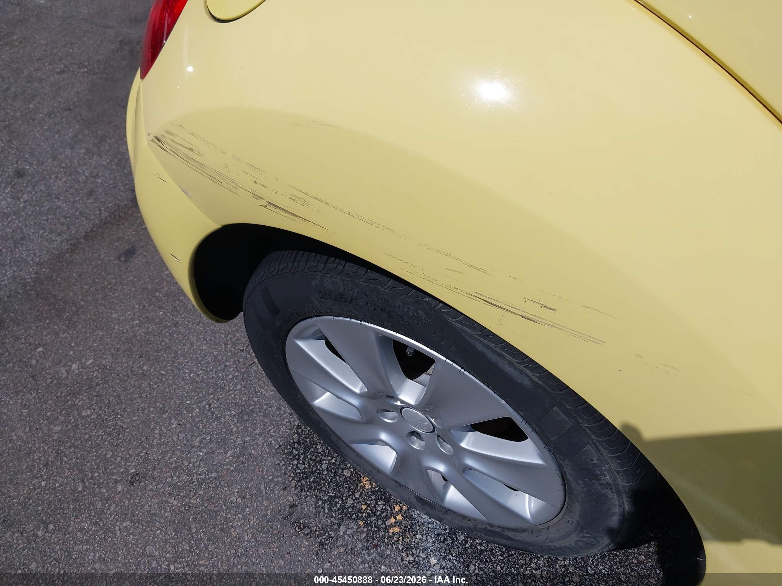 2008 Volkswagen New Beetle S Yellow vin: 3VWPW31C48M501079