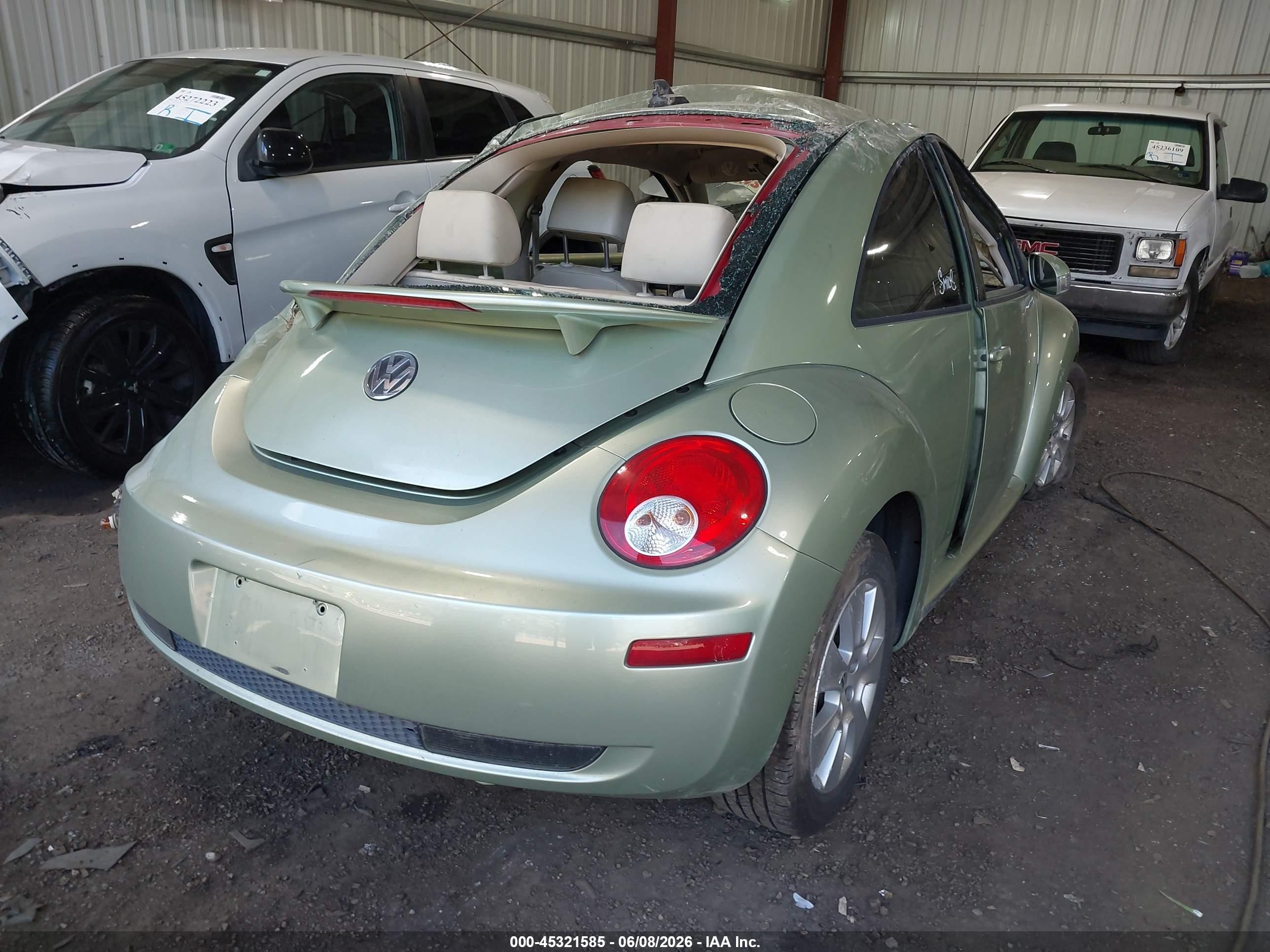 2009 Volkswagen New Beetle 2.5l Green vin: 3VWPW31C49M503853
