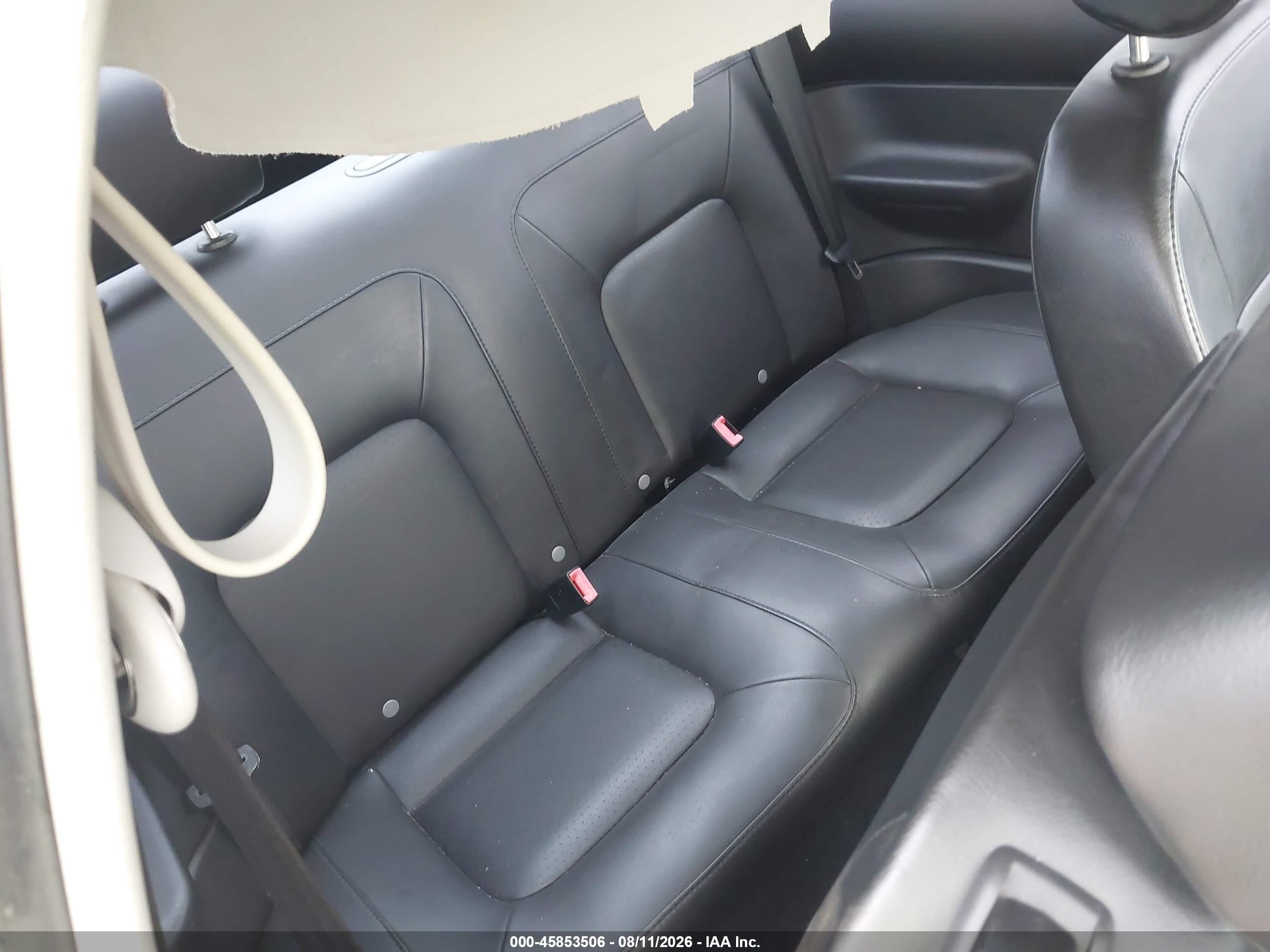 2009 Volkswagen New Beetle 2.5l Черный vin: 3VWPW31C49M506476