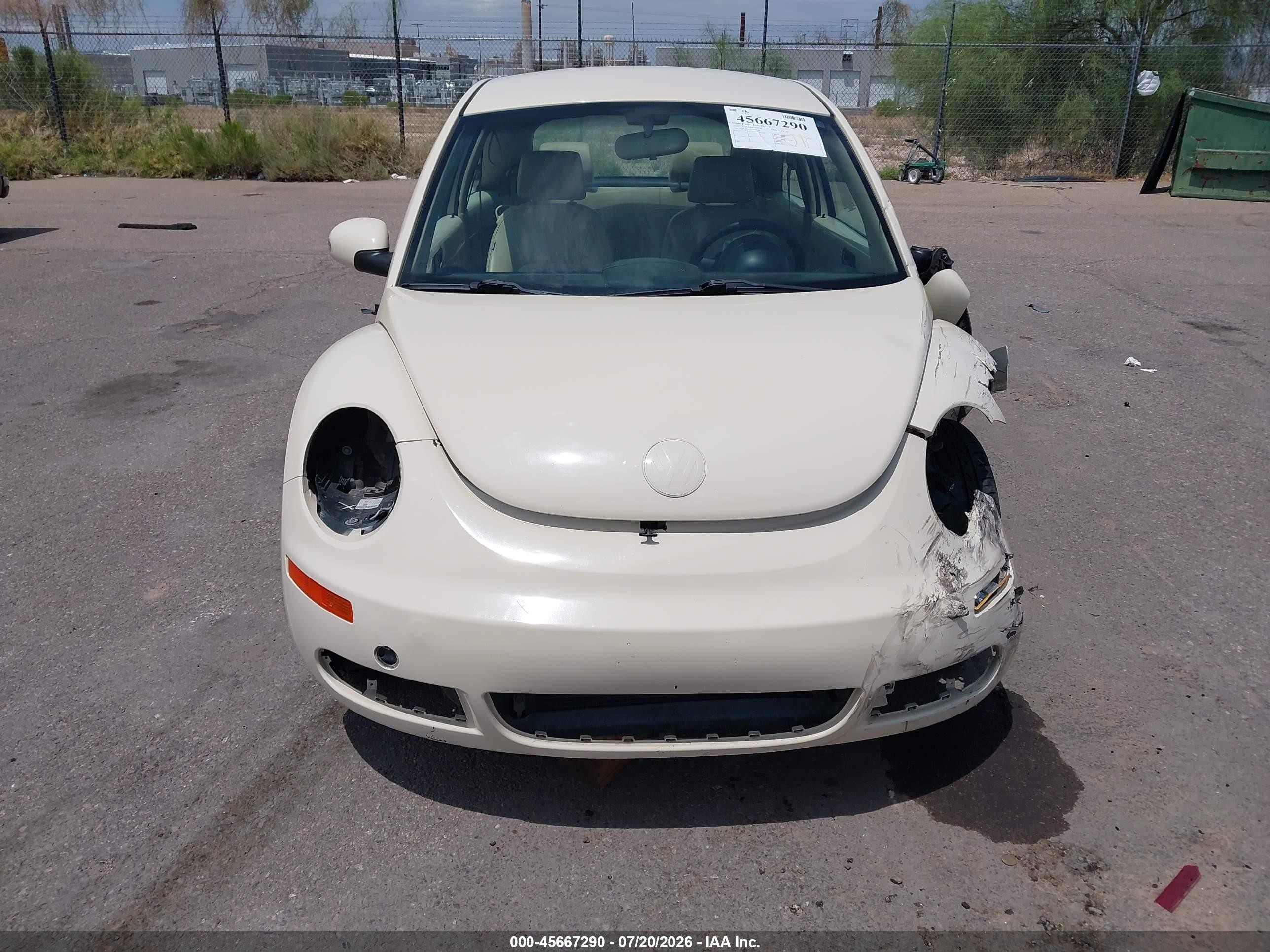 2008 Volkswagen New Beetle S Cream vin: 3VWPW31C58M524130