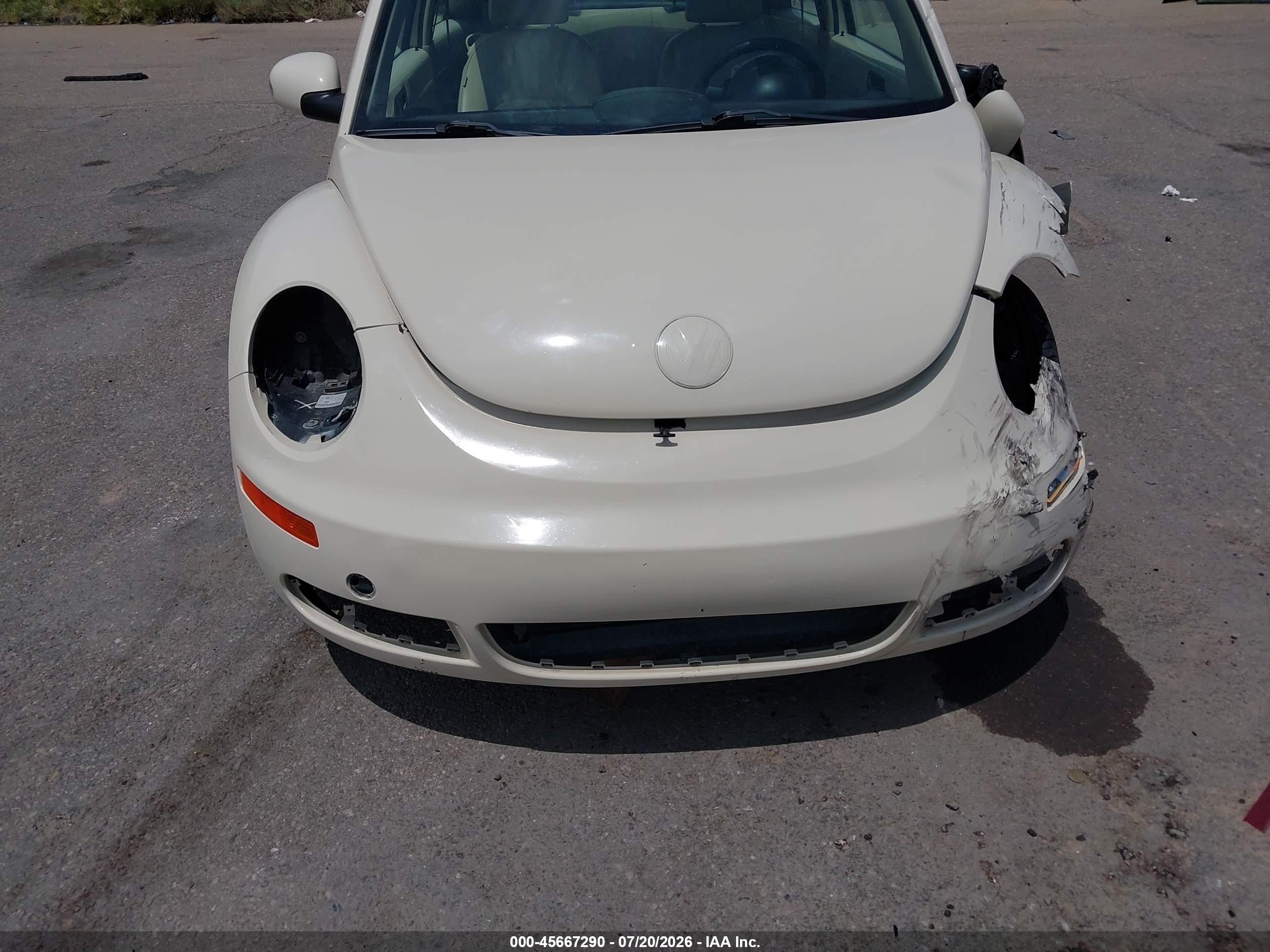 2008 Volkswagen New Beetle S Cream vin: 3VWPW31C58M524130