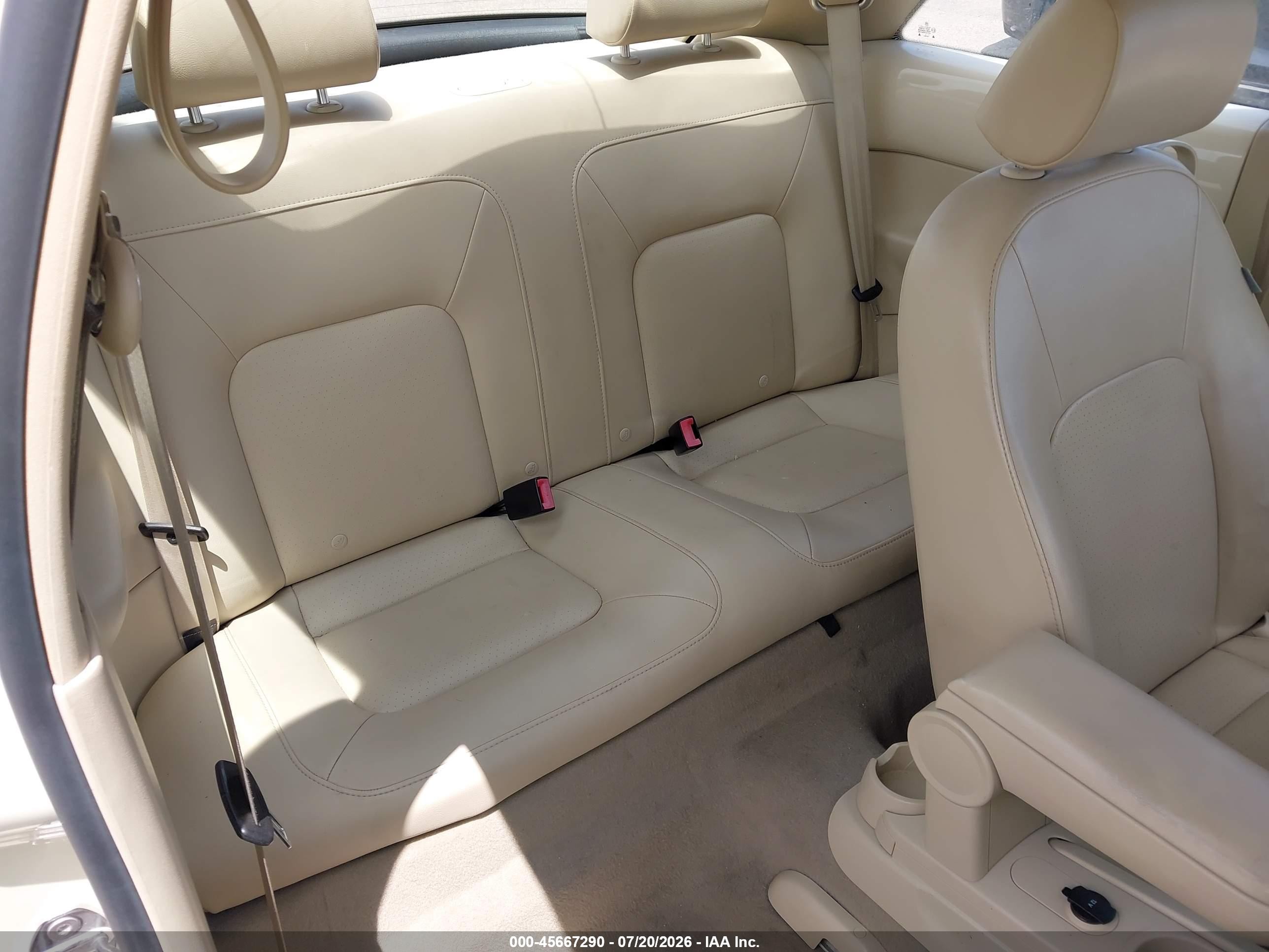 2008 Volkswagen New Beetle S Cream vin: 3VWPW31C58M524130
