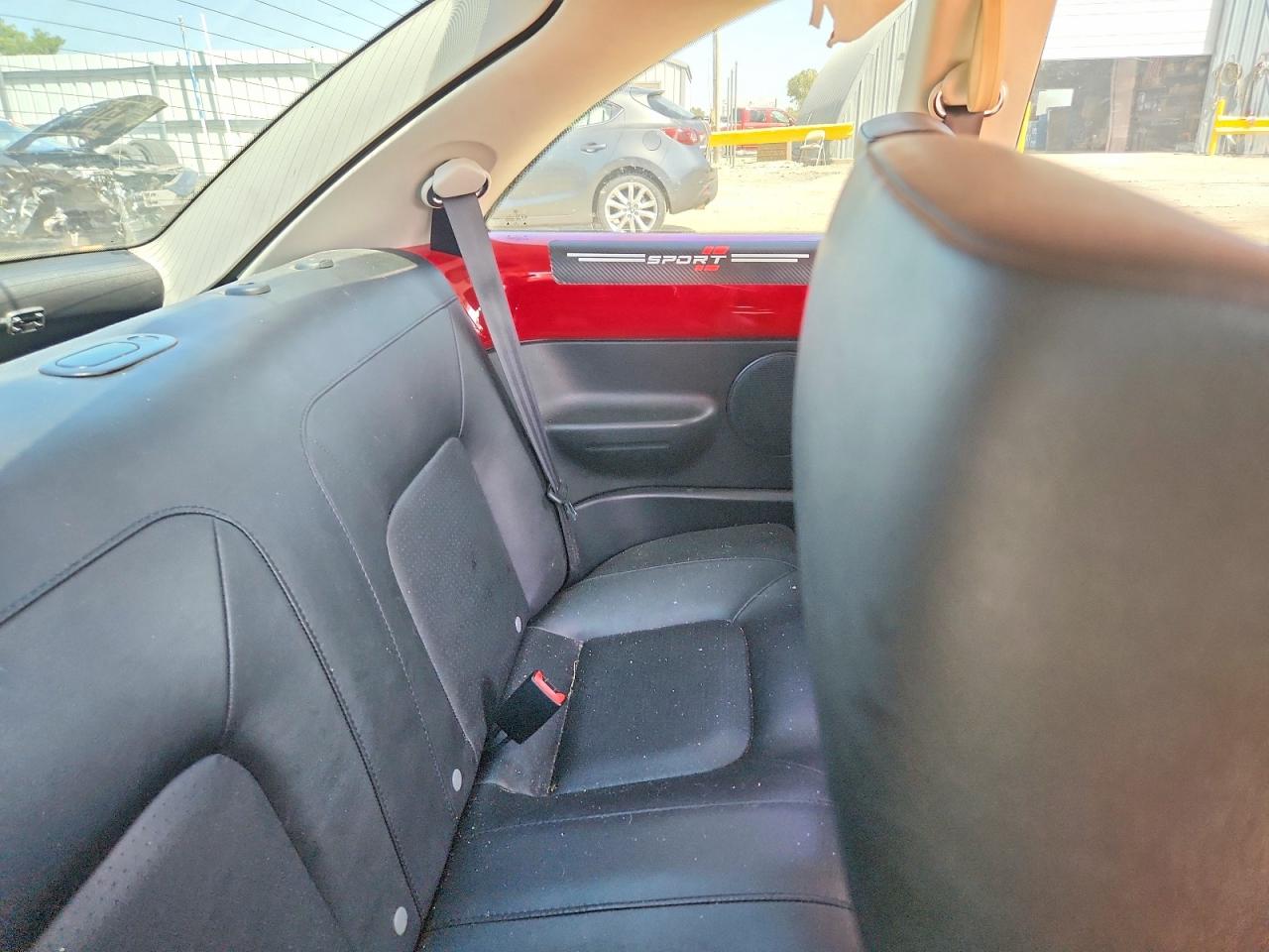 2009 Volkswagen New Beetle S Red vin: 3VWPW31C59M514943