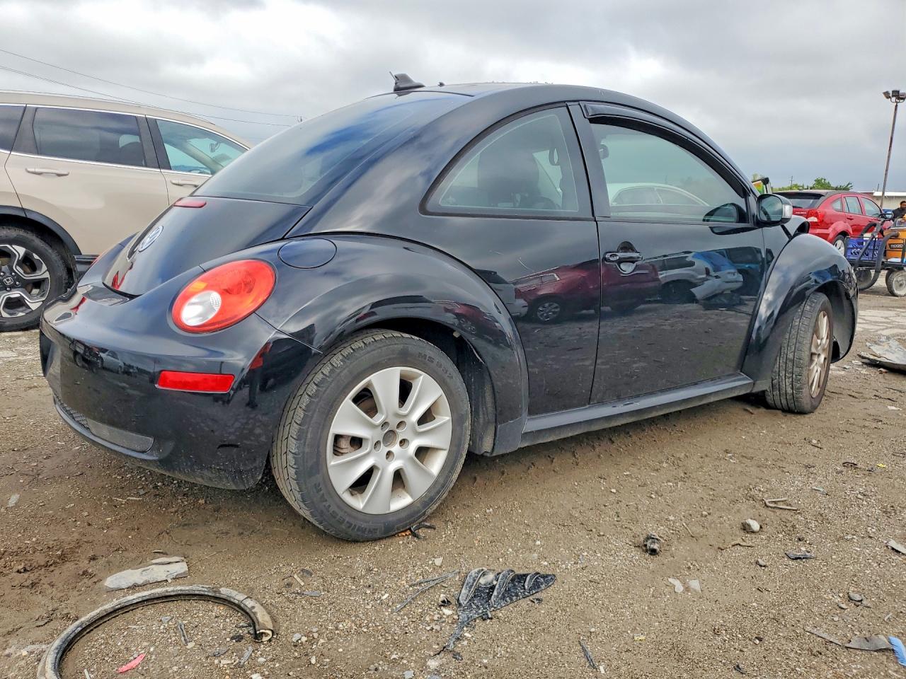 2009 Volkswagen New Beetle S Black vin: 3VWPW31C59M518734