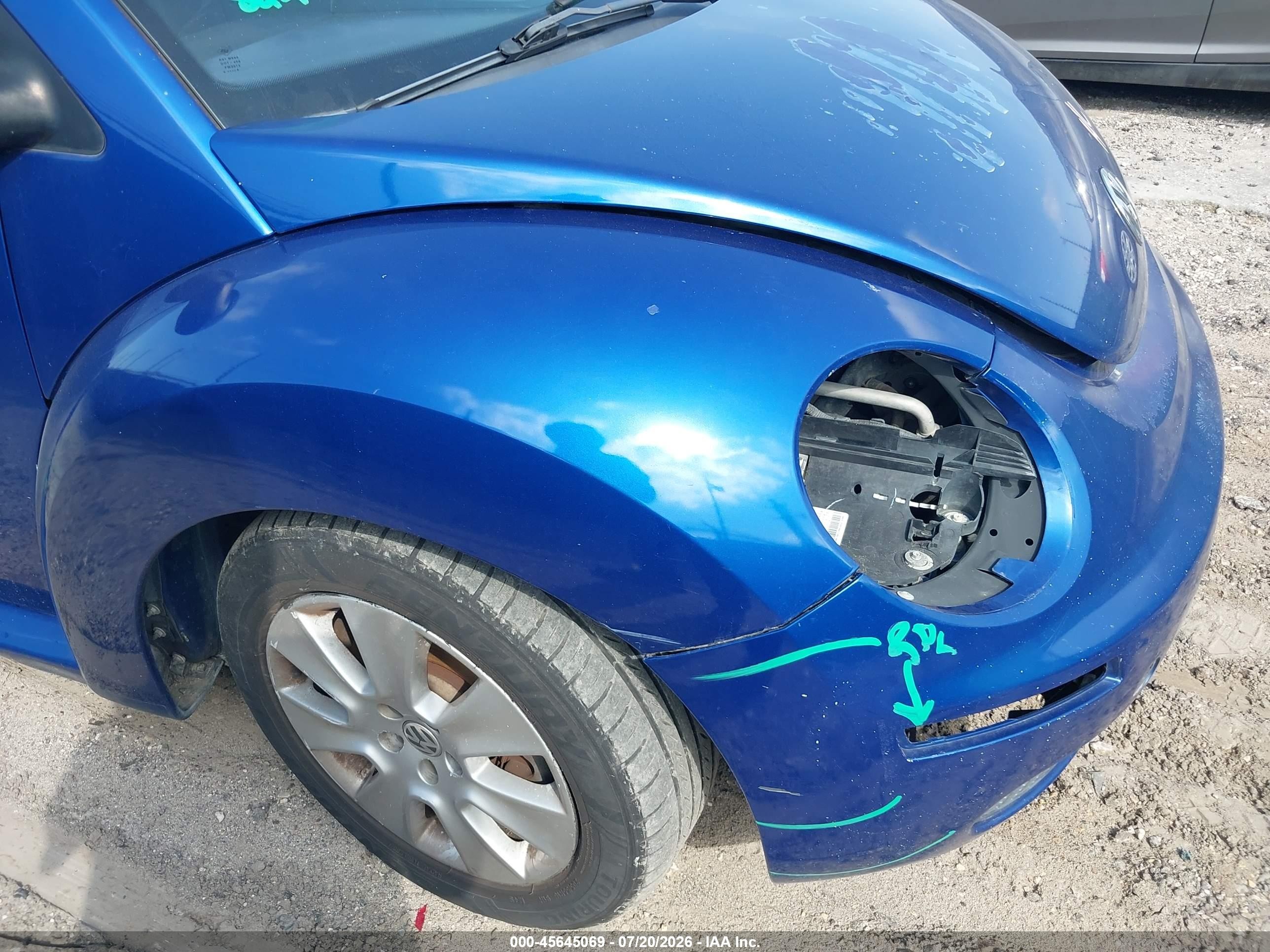 2008 Volkswagen New Beetle S Blue vin: 3VWPW31C78M513906