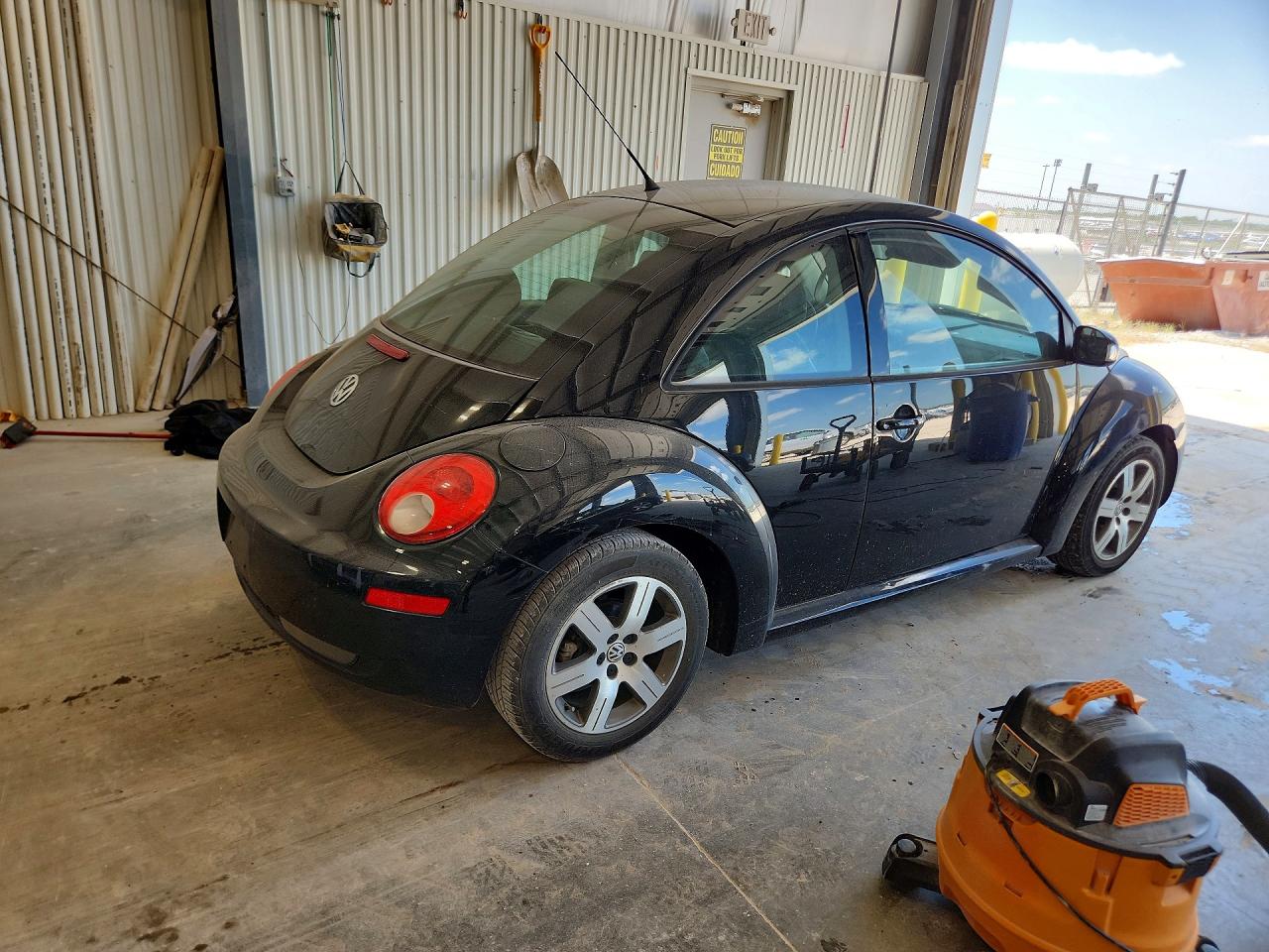 2006 Volkswagen New Beetle 2.5l Black vin: 3VWPW31C86M405811