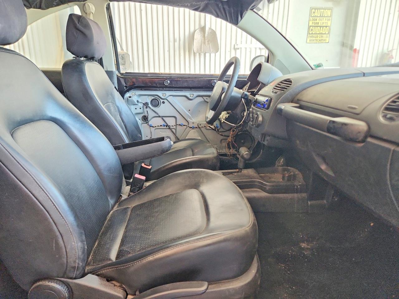 2006 Volkswagen New Beetle 2.5l Black vin: 3VWPW31C86M405811