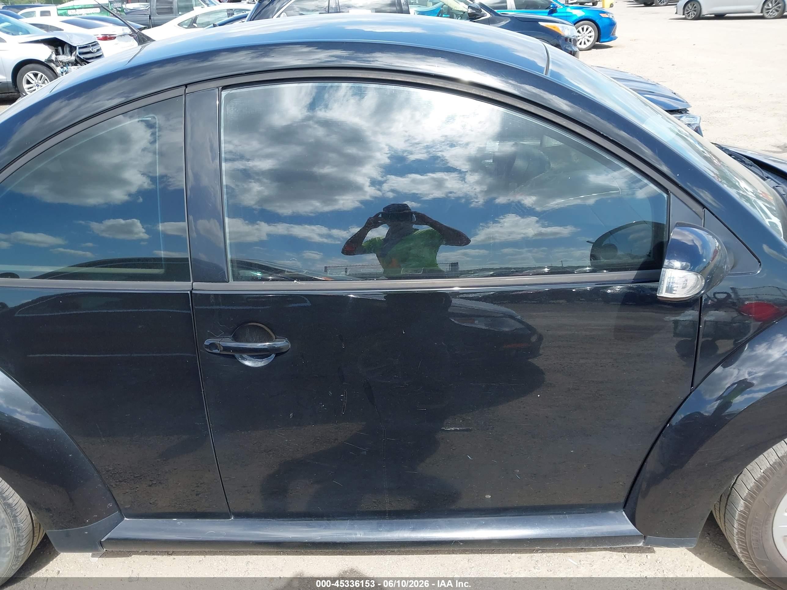 2007 Volkswagen New Beetle 2.5 Black vin: 3VWPW31C97M507829