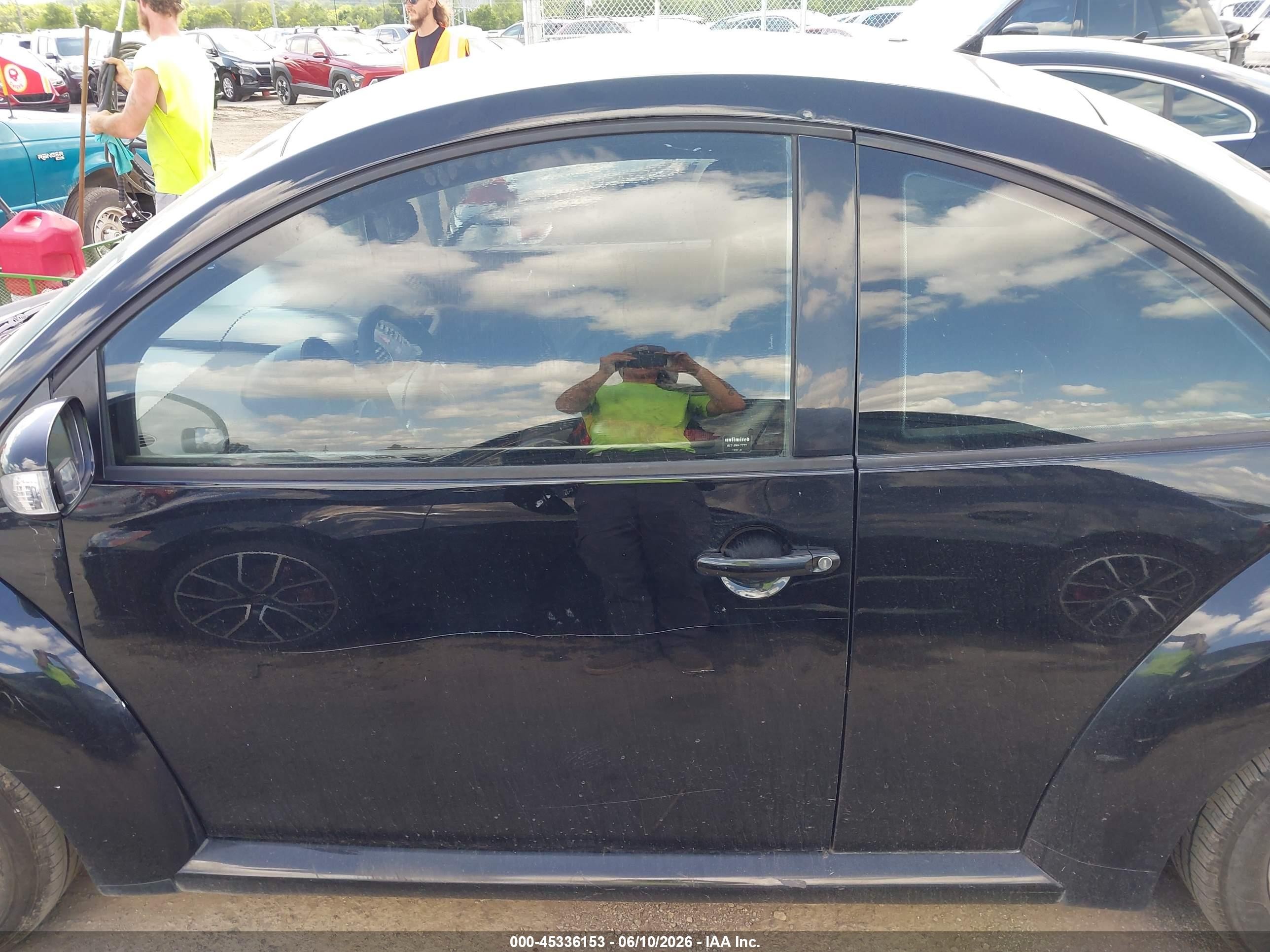 2007 Volkswagen New Beetle 2.5 Black vin: 3VWPW31C97M507829