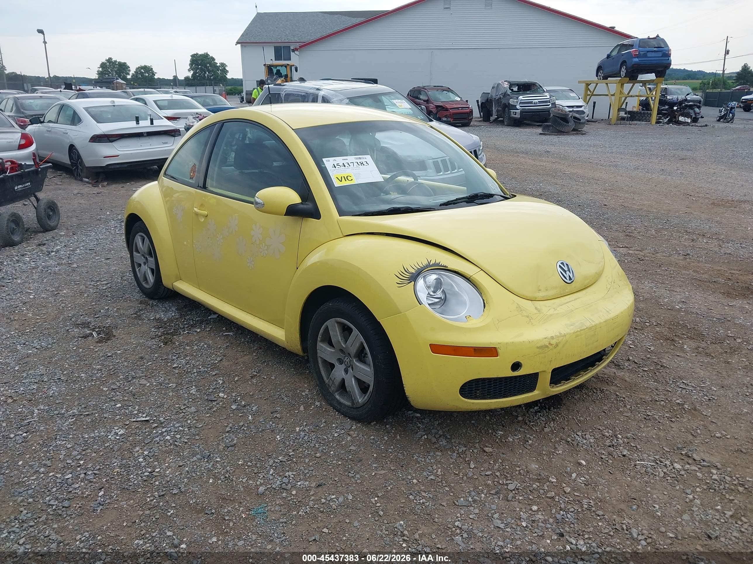 2007 Volkswagen New Beetle 2.5 Желтый vin: 3VWPW31C97M513789