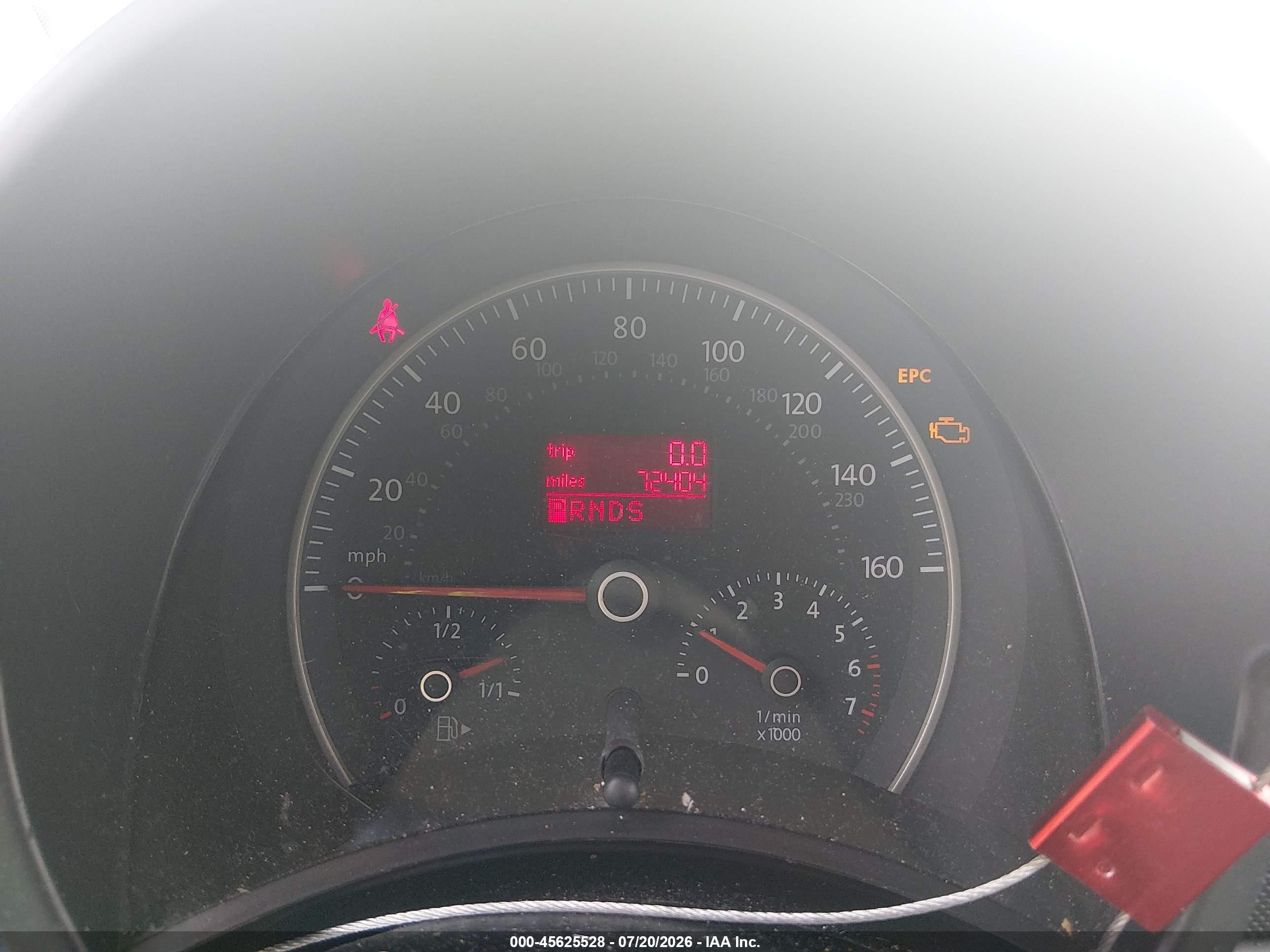2008 Volkswagen New Beetle S Yellow vin: 3VWPW31CX8M502625