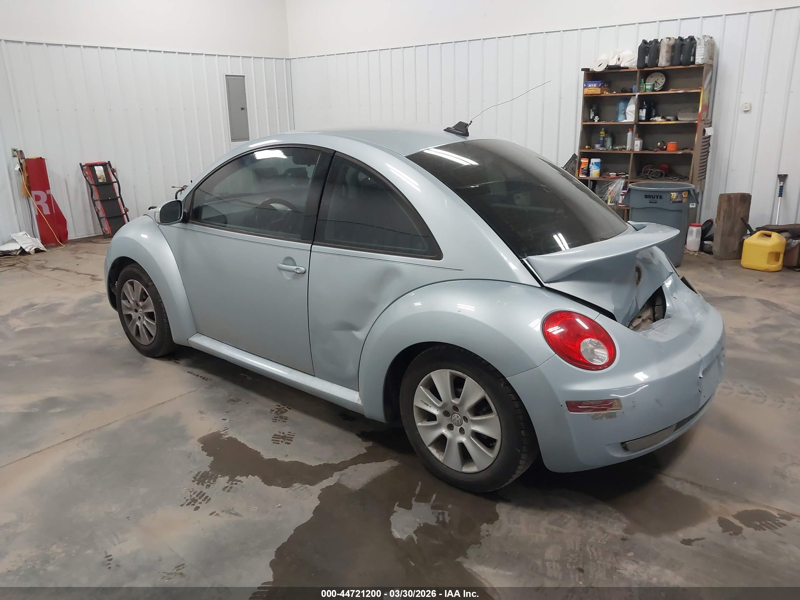 2009 Volkswagen New Beetle 2.5l Light Blue vin: 3VWPW31CX9M518955